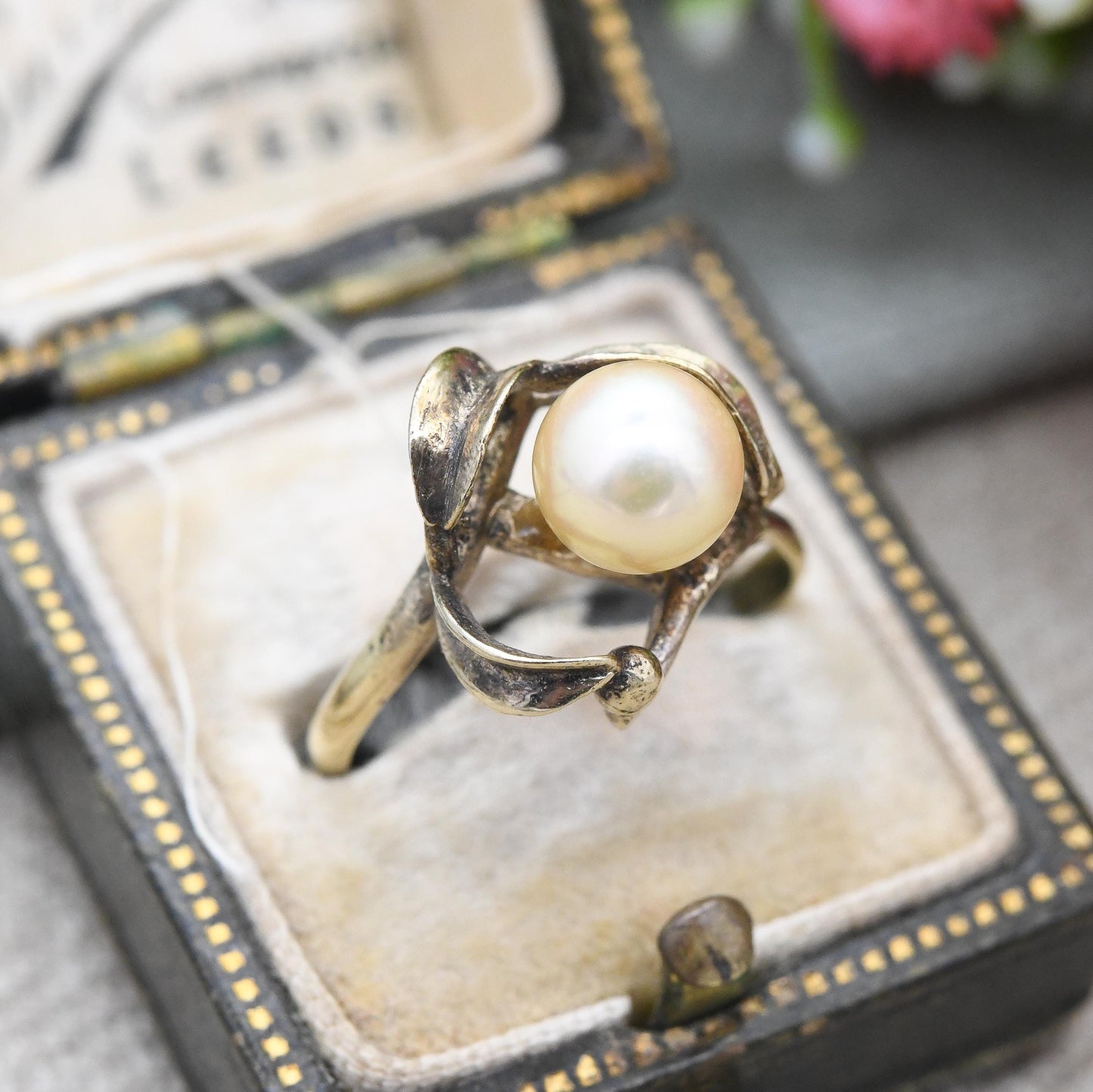 Vintage Sterling Silver Pearl Ring Gold Plated - c. 1960s Cocktail Ring with Ornate Leaf Design | UK Size - N | US Size - 7