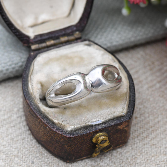 Vintage Silver Heart Shape Band Ring - European Minimalist Everyday Understated Openwork Unisex Design | UK Size - L 1/2 | US Size - 6 1/4