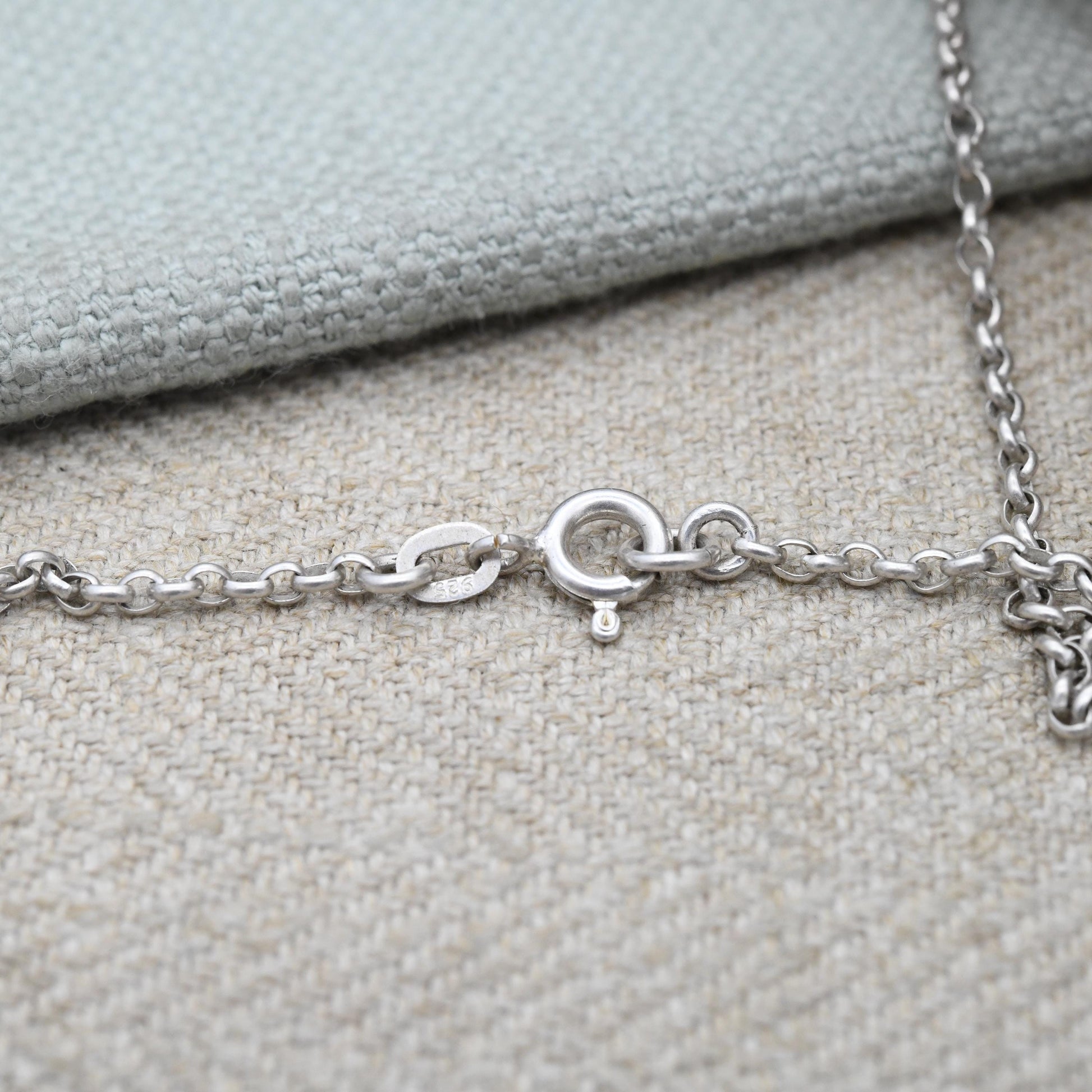 Vintage Sterling Silver Locket Pendant Necklace with Engraved Floral Design 1965 Joseph Smith & Sons JS - Large Circle Locket Jewellery Gift