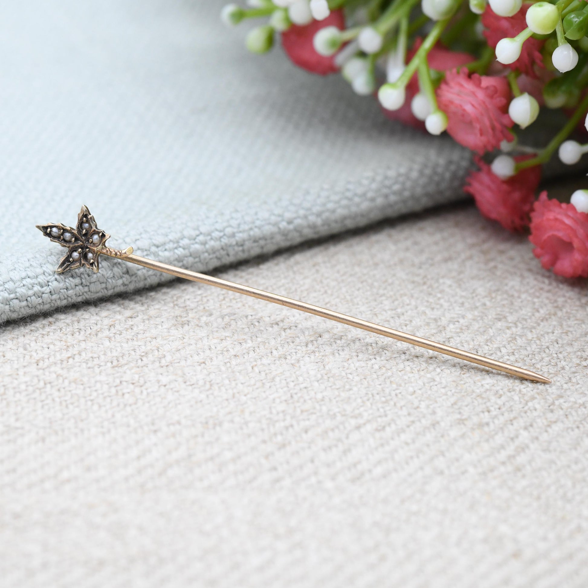 Antique 10ct Gold Leaf Stick Pin with Seed Pearls - Edwardian Small Split Pearls Cravat Ascot Brooch | Floral Maple Autumn Leaf Pin