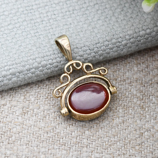 Vintage 9ct Gold Spinner Fob Pendant c. 1980s - Antique Style Miniature Gemstone Watch Fob Charm Ornate | Cabochon Red Carnelian Black Onyx