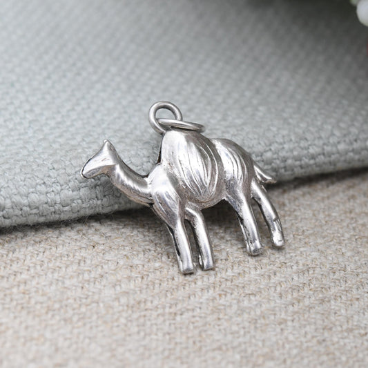 Vintage Sterling Silver Camel Charm Pendant - Detailed Animal Lover Charm Bracelet Wildlife Gift | Puffed Single Hump Dromedary | Cute Gift