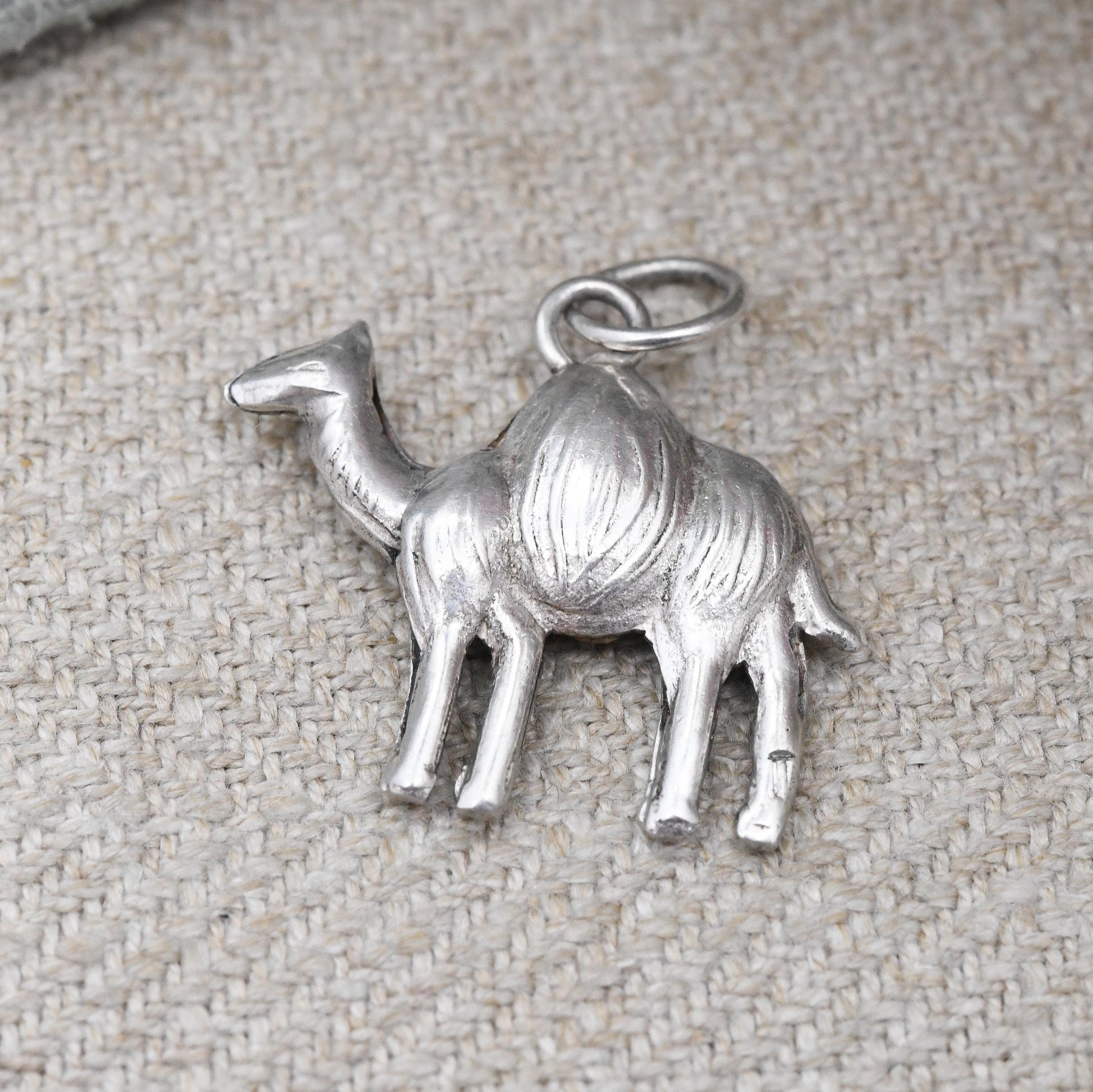 Vintage Sterling Silver Camel Charm Pendant - Detailed Animal Lover Charm Bracelet Wildlife Gift | Puffed Single Hump Dromedary | Cute Gift