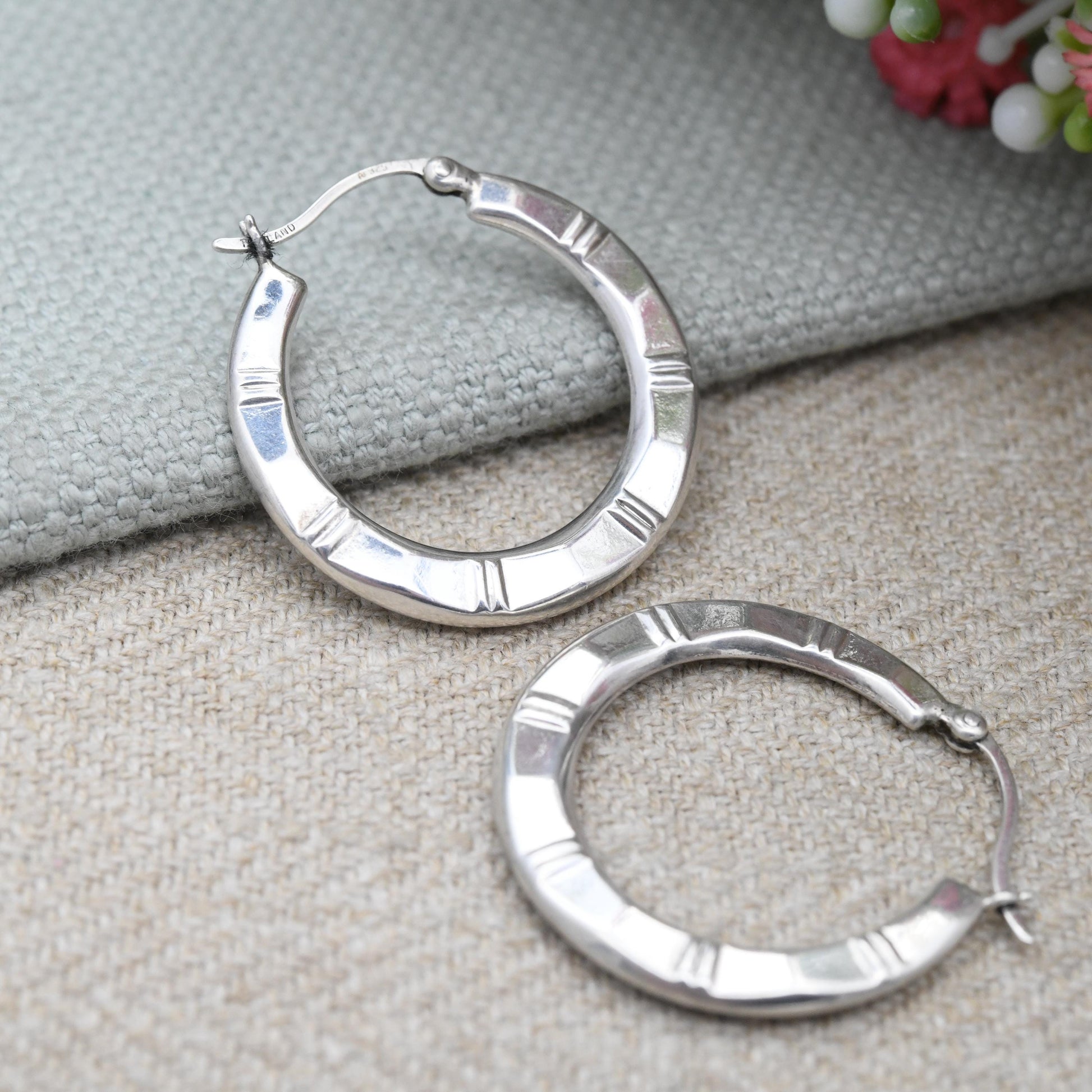 Vintage Sterling Silver Hoop Earrings - Textured Line Hoops Minimalist Design Everyday Jewellery | Made in Thailand
