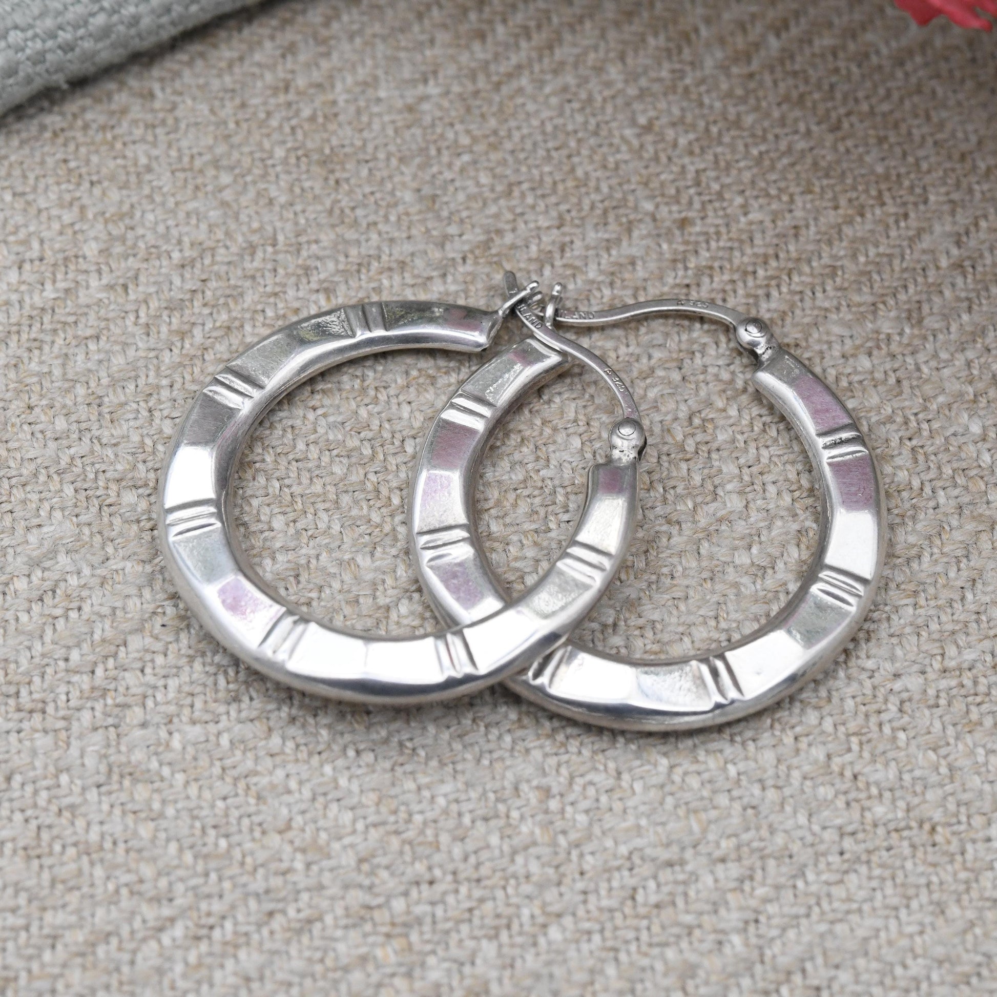 Vintage Sterling Silver Hoop Earrings - Textured Line Hoops Minimalist Design Everyday Jewellery | Made in Thailand