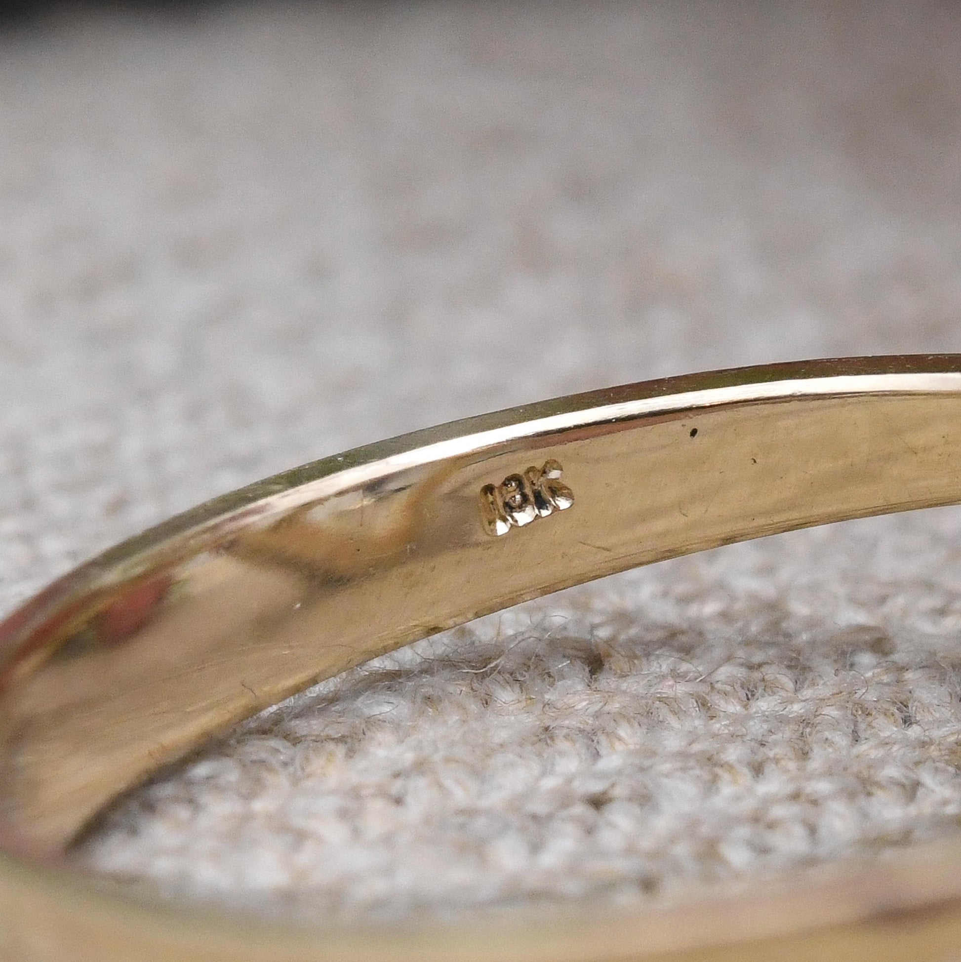 Vintage 18ct Gold Diamond Solitaire Twist Ring - Mid-Century Minimalist Round Yellow Gold Openwork S Setting | UK Size - N | US Size - 6 3/4