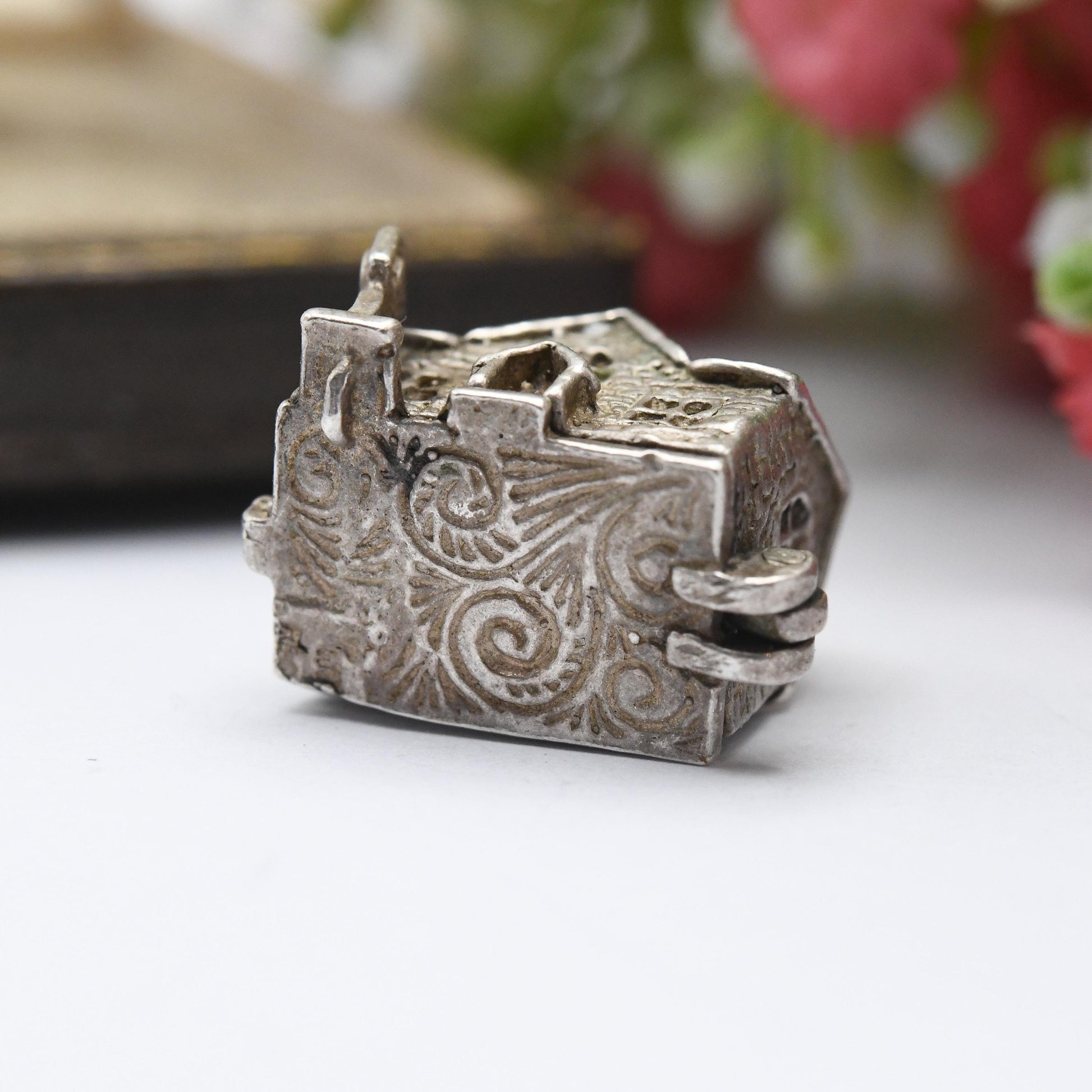 Vintage Sterling Silver NUVO Pub Charm Pendant - Public House | Moving | Articulated | Opening