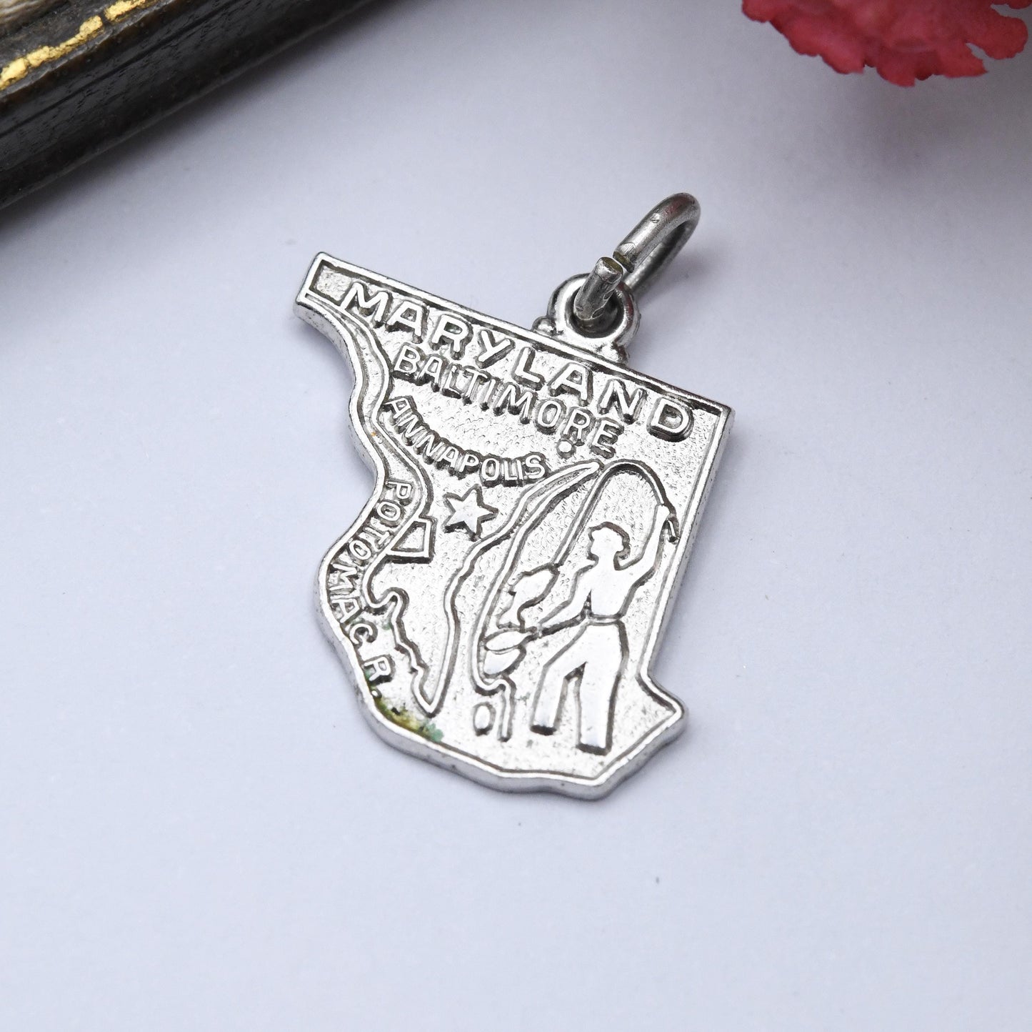 Vintage Sterling Silver Maryland State Charm Pendant - USA | States | State Silhouette | Souvenir Gift for Charm Bracelet