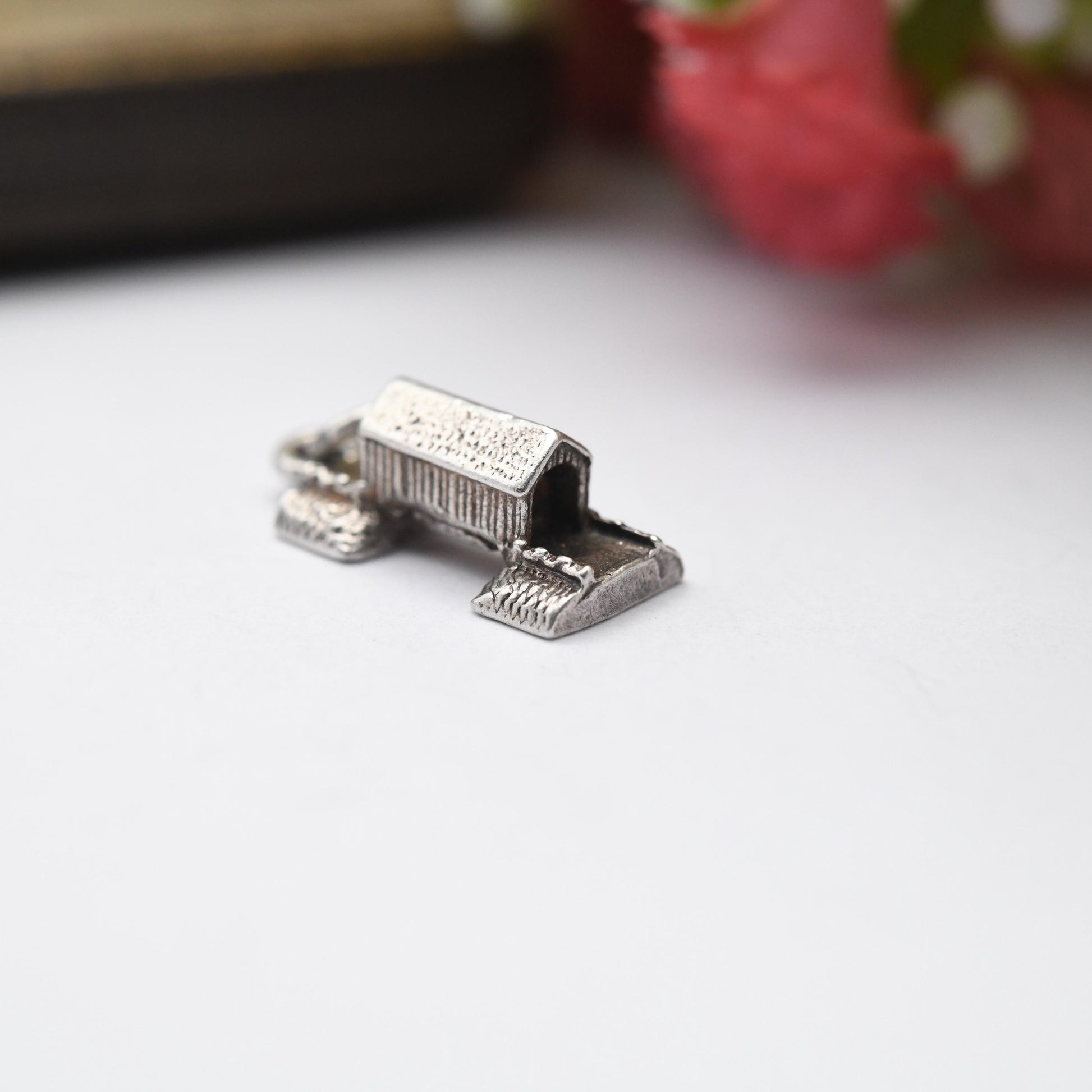 Vintage Sterling Silver Covered Bridge Charm Pendant - America | USA | Travel Charm | Tourist | Souvenir Gift for Charm Bracelet