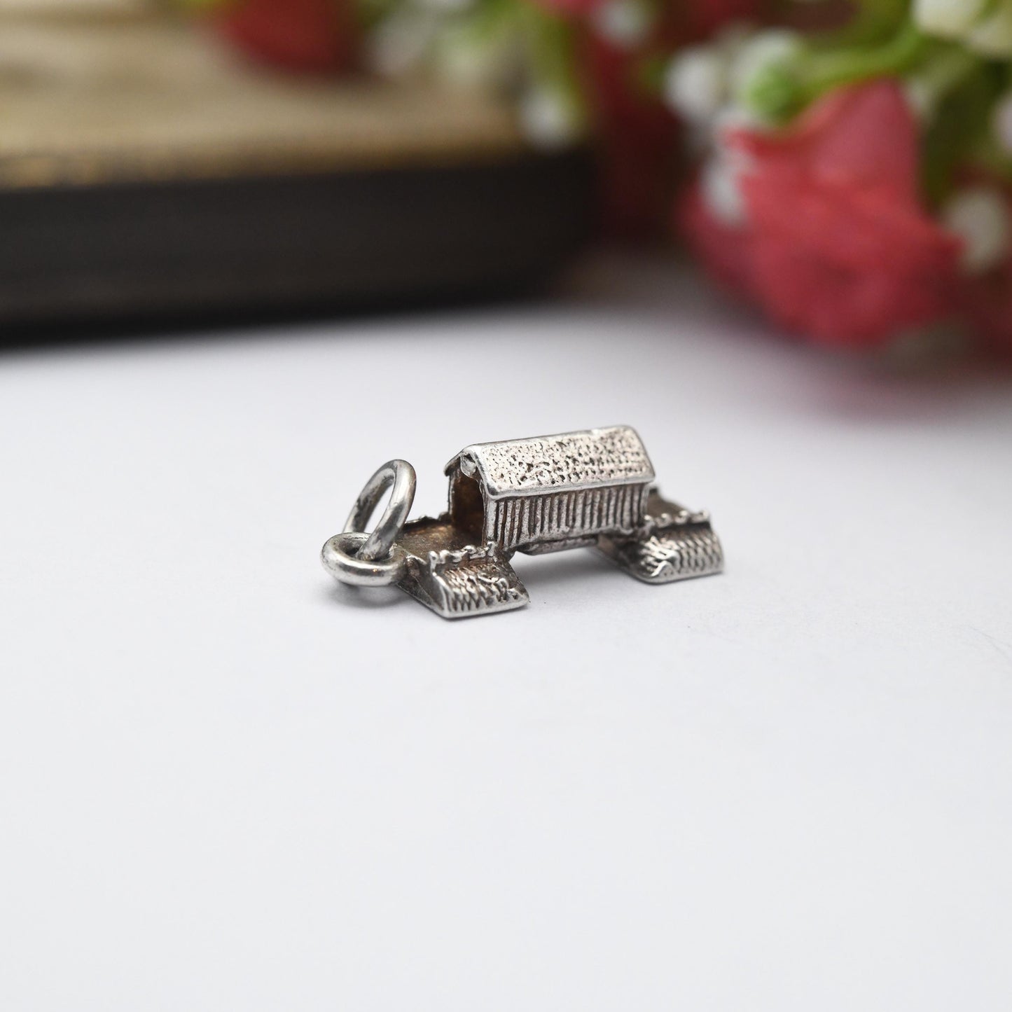 Vintage Sterling Silver Covered Bridge Charm Pendant - America | USA | Travel Charm | Tourist | Souvenir Gift for Charm Bracelet