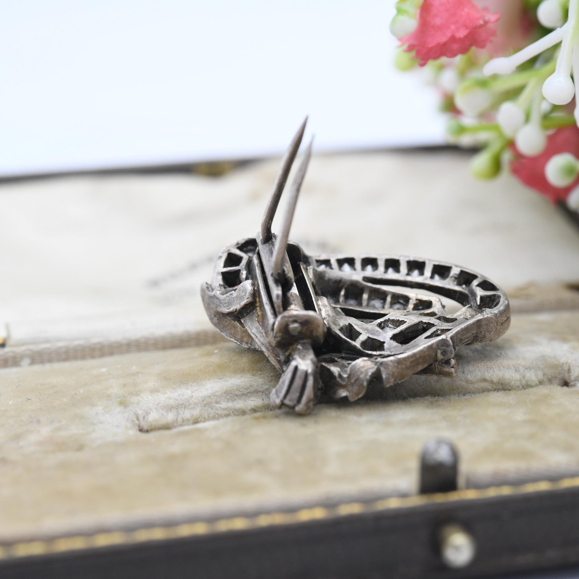 Vintage French Fur Clip with Clear Rhinestones - Depose Crystal Brooch c. 1950 | Harp Shaped | Milgrain Set Stones