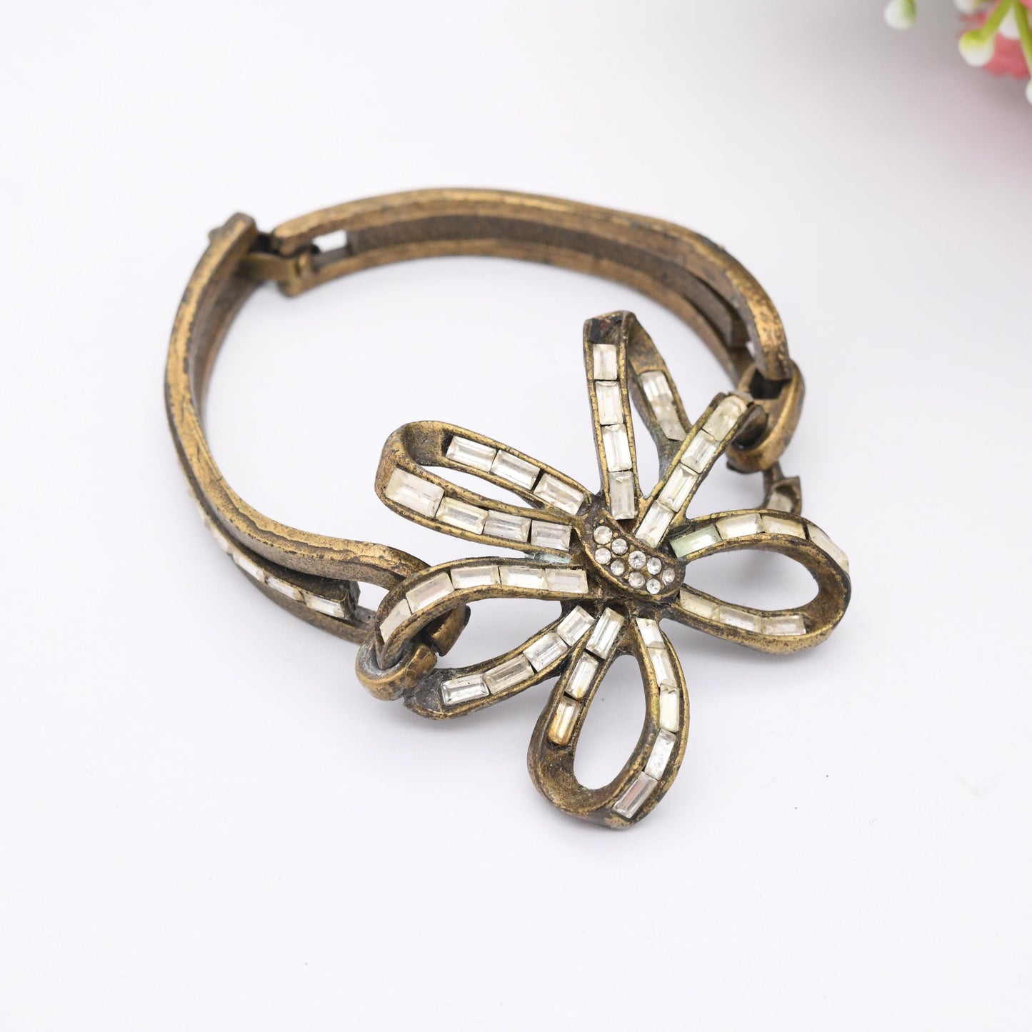 Vintage Sweet Romance USA Necklace and Bracelet Set with Ribbon Flower - Matching Costume Jewellery | Clear Stones | Antiqued Brass
