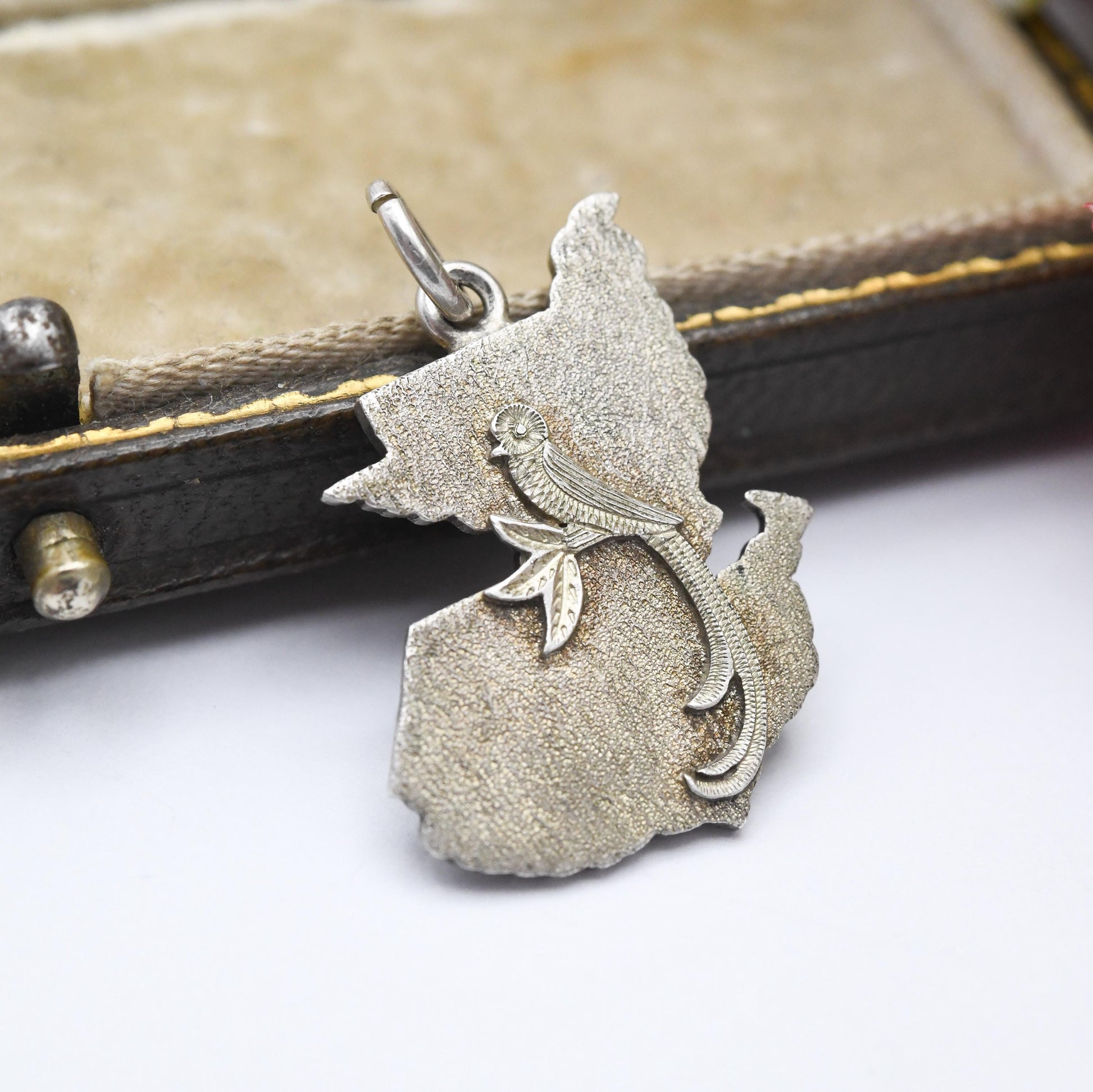 Vintage Sterling Silver Guatemala Bird of Paradise Charm Pendant - Resplendent Quetzal | Animal | Bird | Souvenir Gift for Charm Bracelet