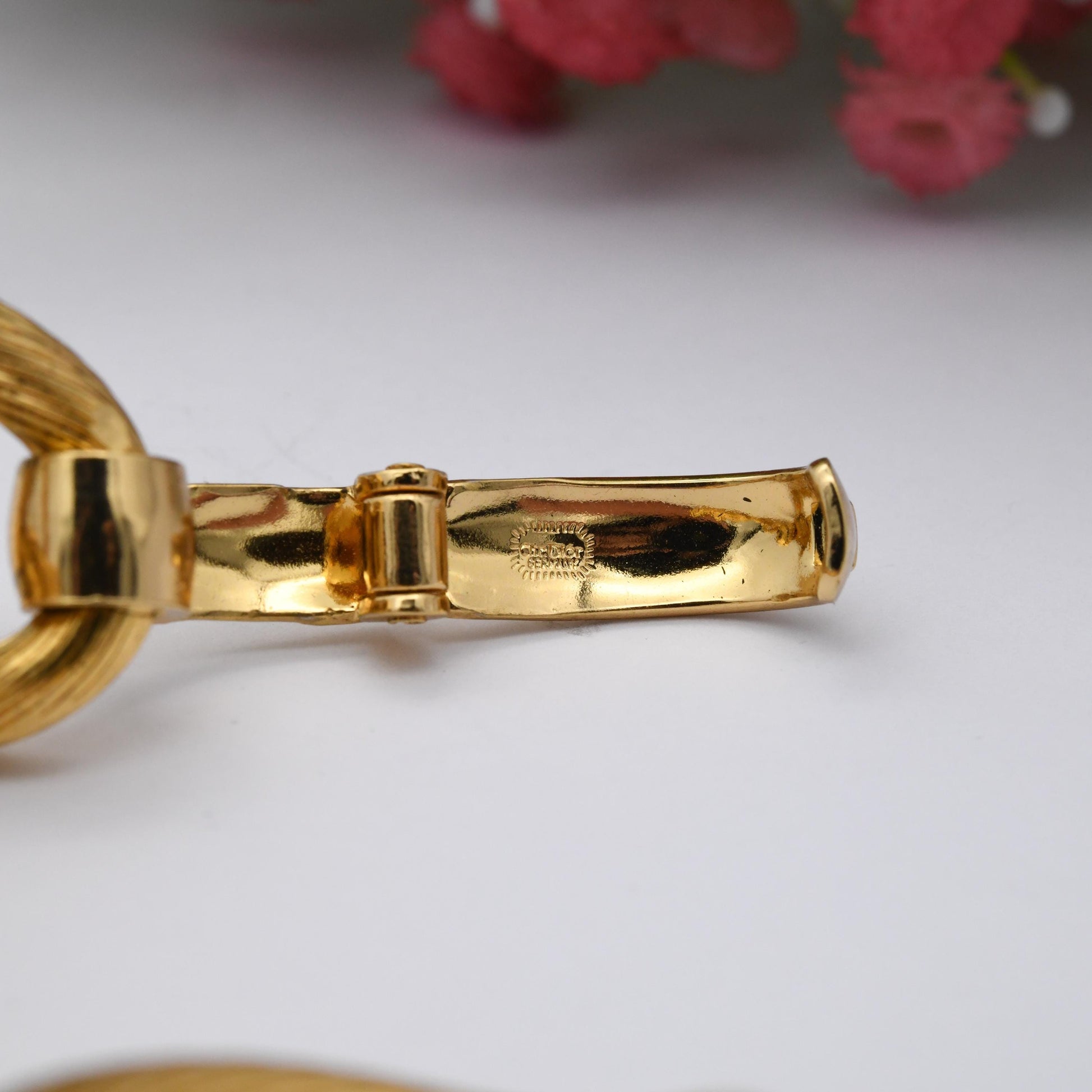 Christian Dior Bracelet Vintage Chain Link Chunky Brushed Gold Tone - Designer Dior Germany Signed Jewellery | Fold Over Clasp | Ribbed Link