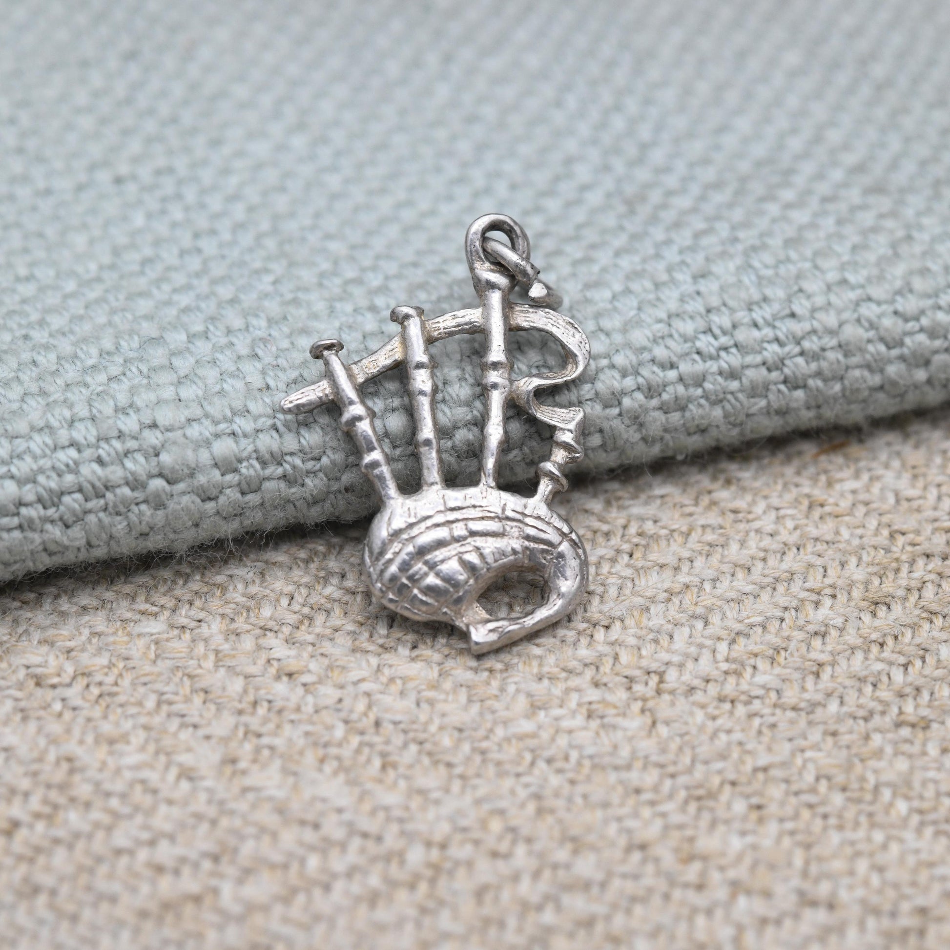 Vintage Sterling Silver Bagpipes Charm Pendant - Scotland | Great Highland Music | Patriotic Bagpipes | Souvenir Gift for Charm Bracelet