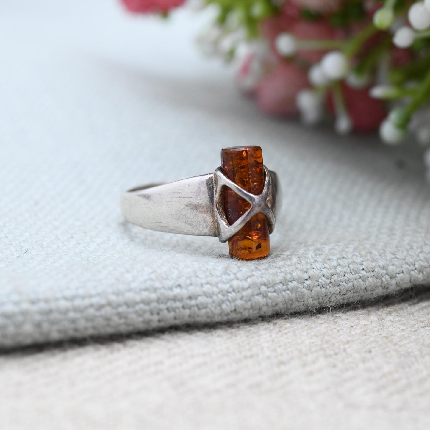Vintage Sterling Silver Baltic Amber Ring Cylindrical - Chunky Modernist Silver Ring Cylinder Shape Stone | UK Size - P | US Size - 7 3/4