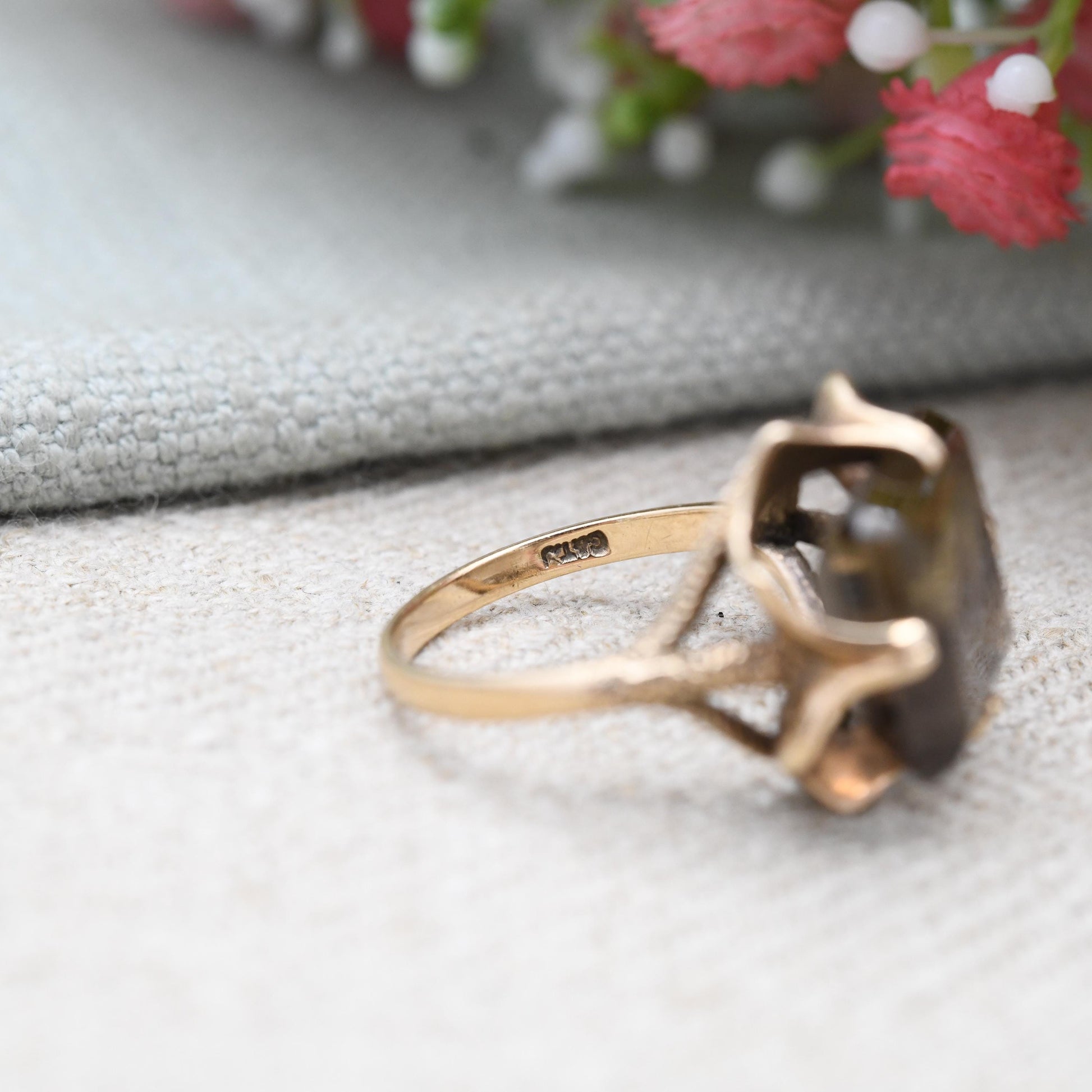 Vintage 9ct Gold Smoky Quartz Statement Ring 1976 - Mid-Century Large Square Brown Gemstone Cocktail Ring | UK Size - M | US Size - 6 1/2