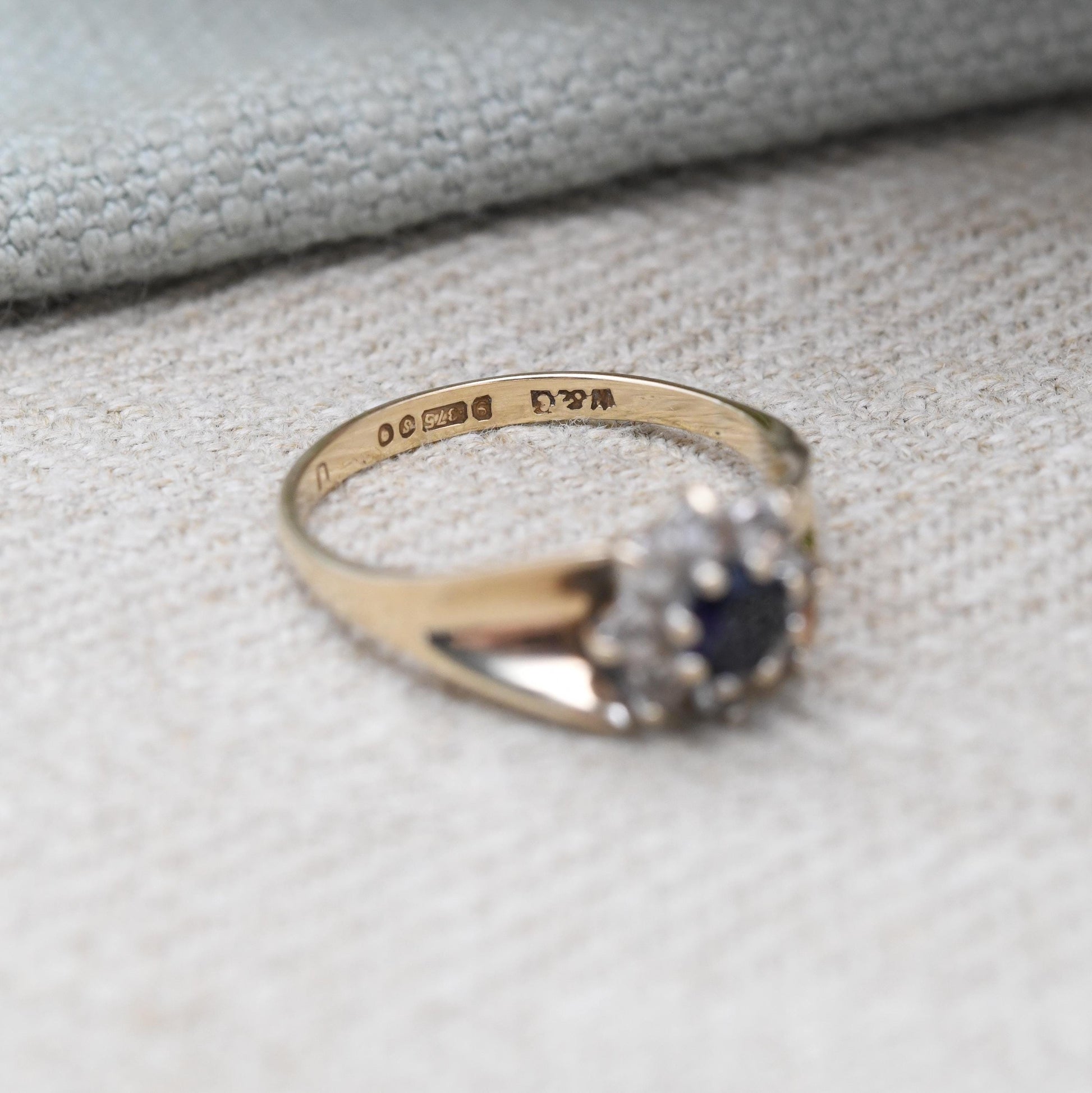 Vintage 9ct Gold Floral Cluster Ring 1973 - Deep Blue with Clear Stone Halo | Small UK Size - O | US Size - 7 1/2