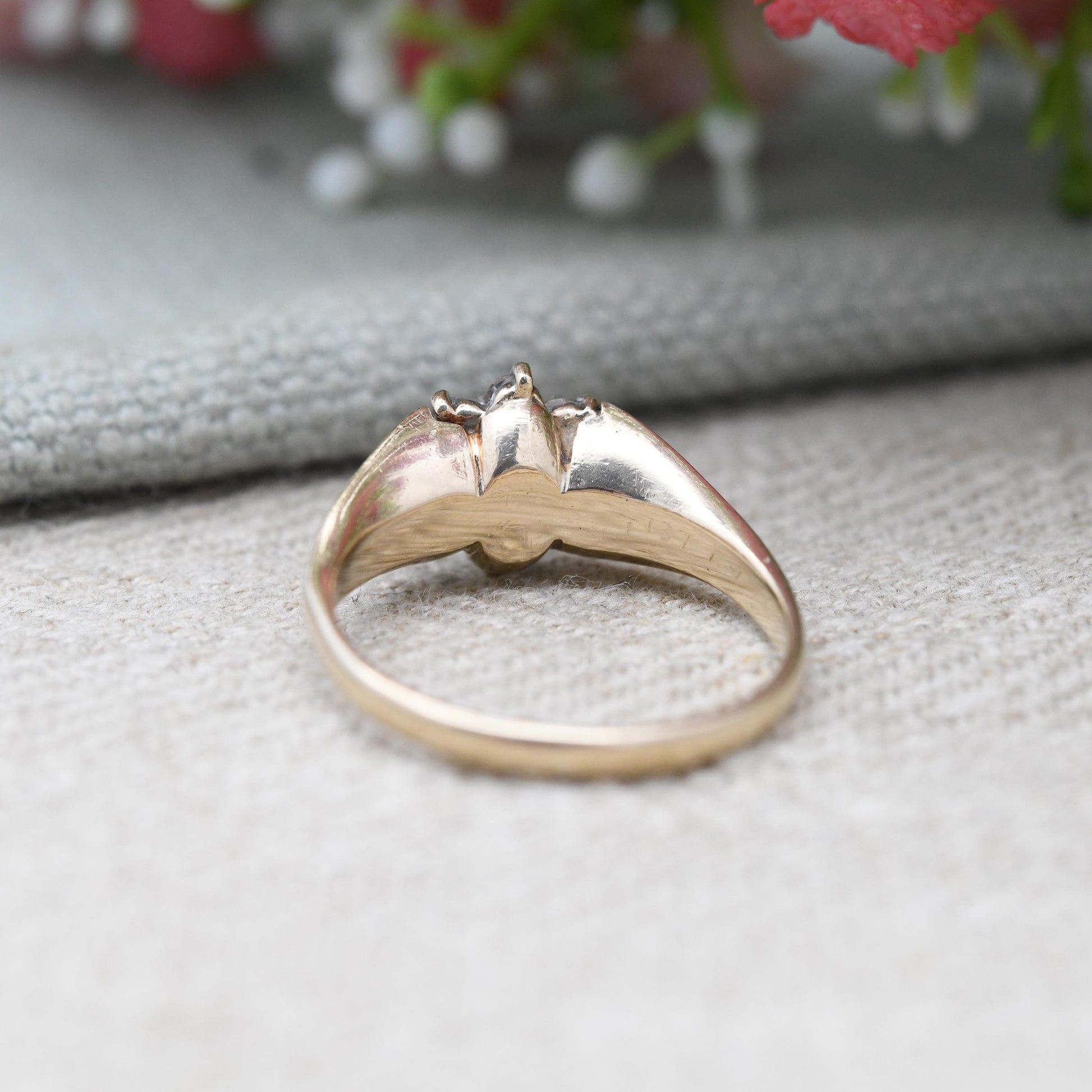 Vintage 9ct Gold Floral Cluster Ring 1973 - Deep Blue with Clear Stone Halo | Small UK Size - O | US Size - 7 1/2