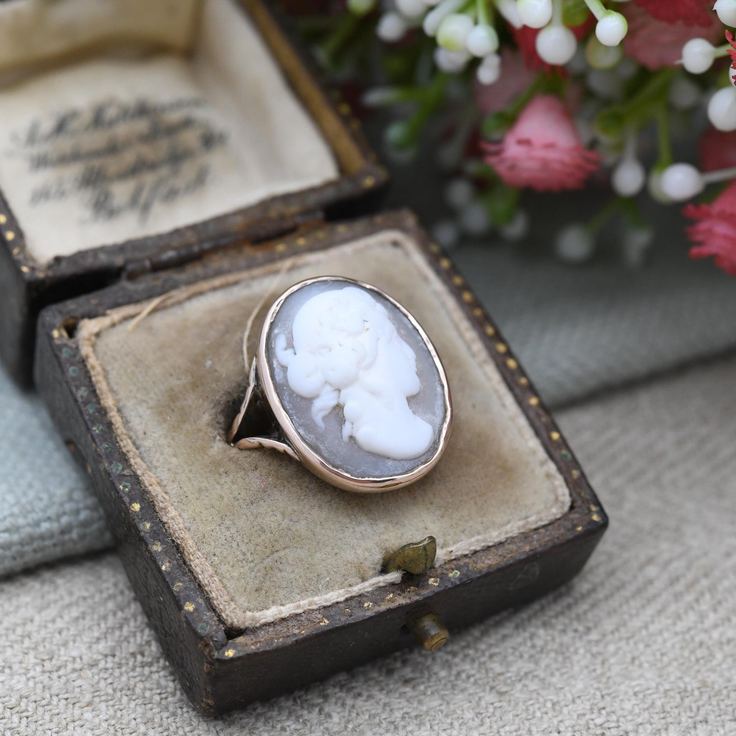 Antique 9ct Rose Gold Cameo Ring - Large Carved Shell Face | Ancient Classical Figure | Raised Cameo | UK Size - M | US Size - 6 1/2