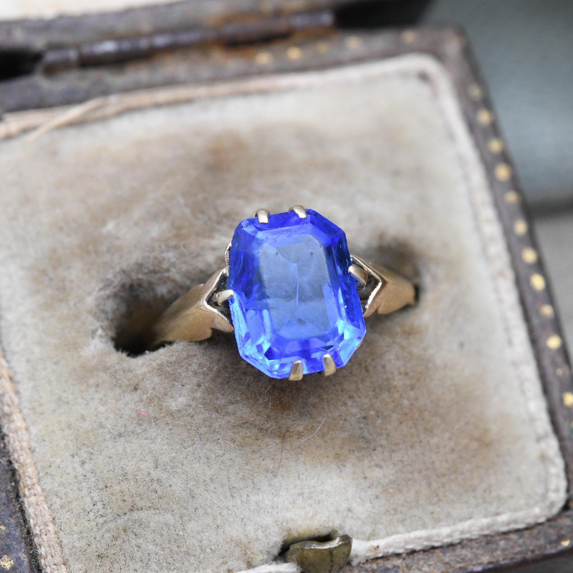 Antique Art Deco 9ct Gold Ring with Blue Paste Stone - c. 1910s Edwardian Era Imitation Sapphire | UK Size - L | US Size - 6