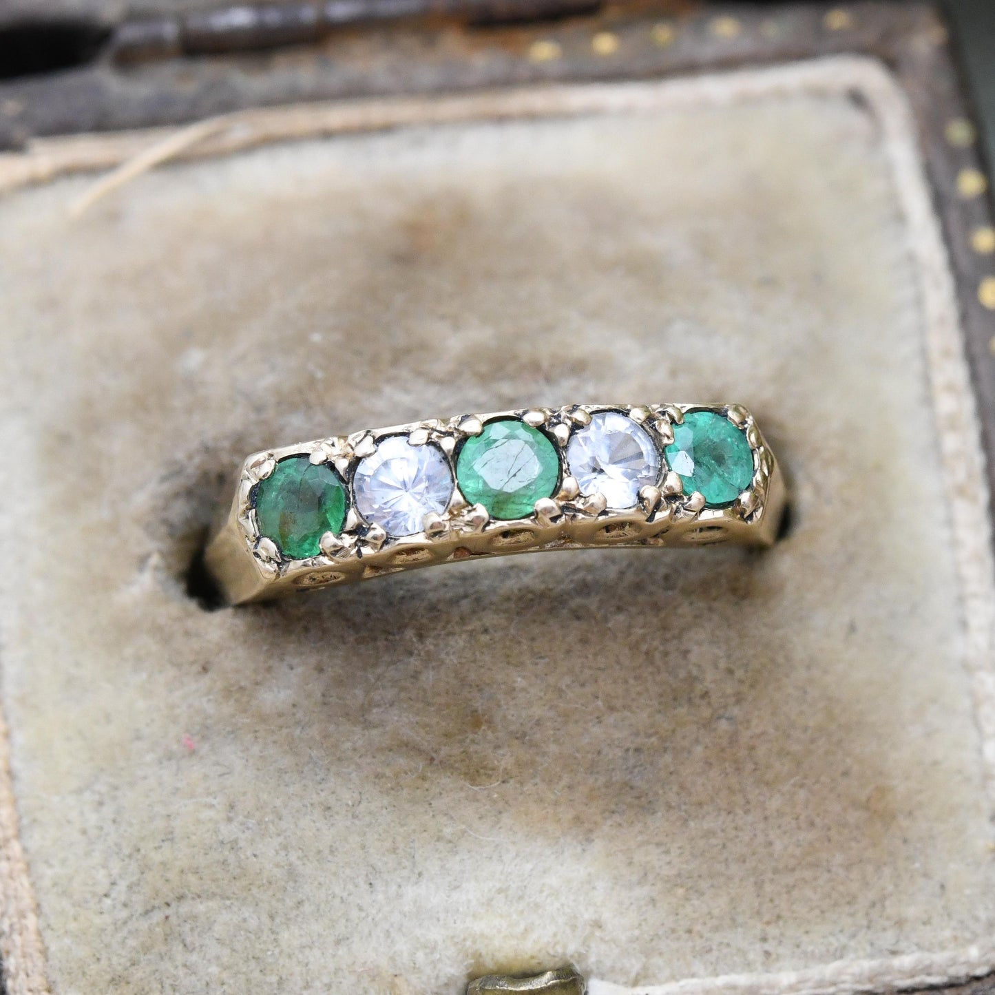 Vintage 9ct Gold Emerald Ring with Clear Stones 1972 - Green Five Stone Ring | Stacker Engagement Ring | UK Size - N 1/2 | US Size - 7