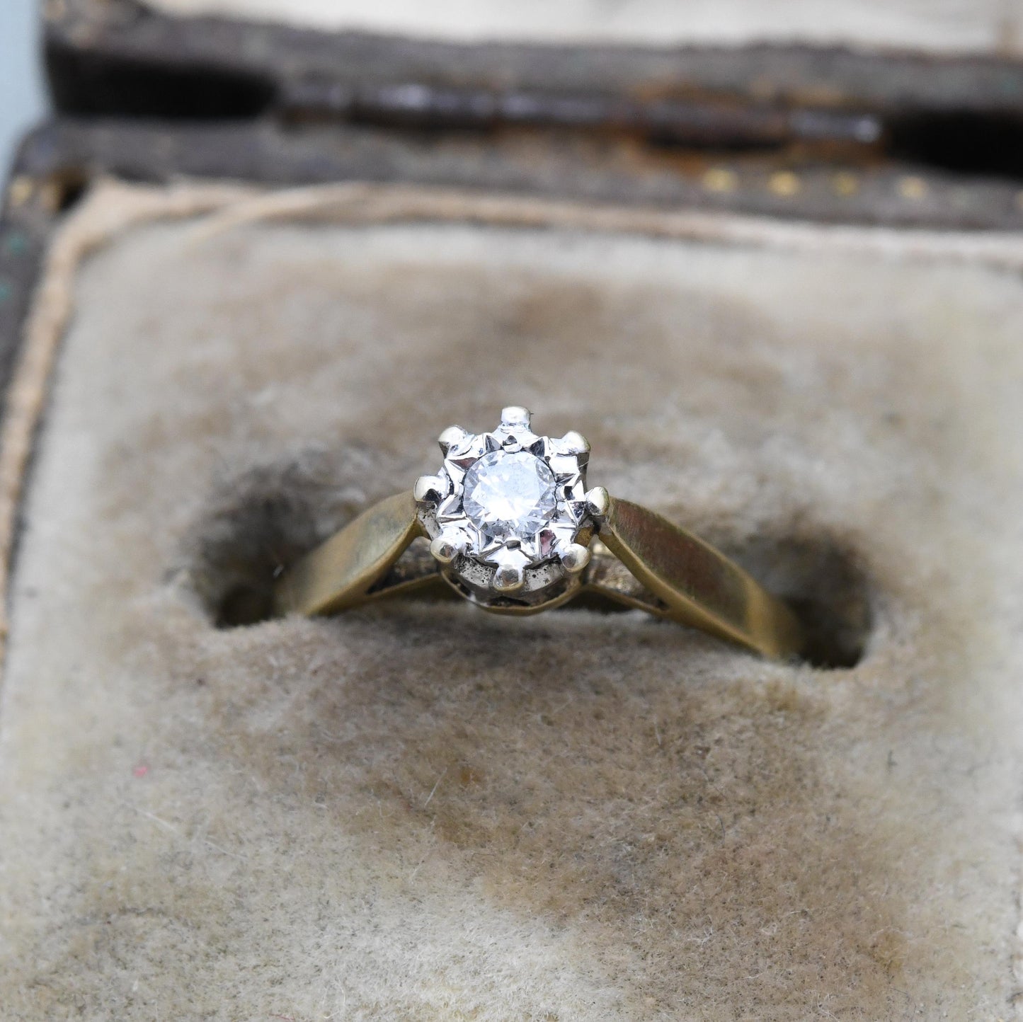 Vintage 9ct Gold Diamond Solitaire Ring 1986 Star Setting - Cathedral Set Solitaire Engagement Ring | UK Size - M | US Size - 6