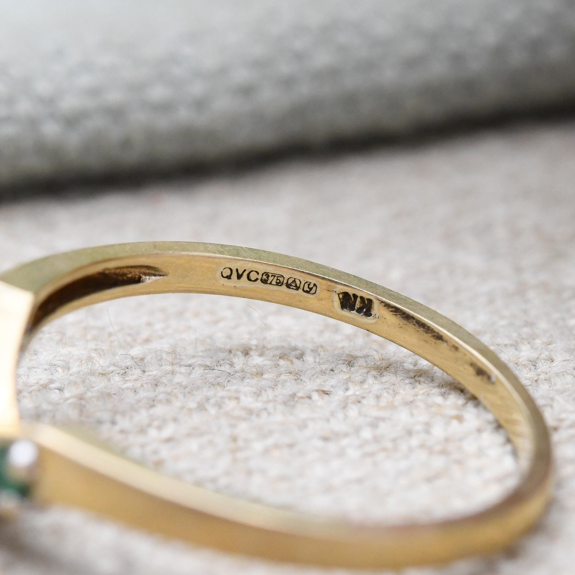 Vintage 9ct Gold Emerald Diamond Wishbone Ring QVC 1998 - Green and Clear Gemstone Stacking Ring | April May | UK Size - P 1/2 | US Size - 8