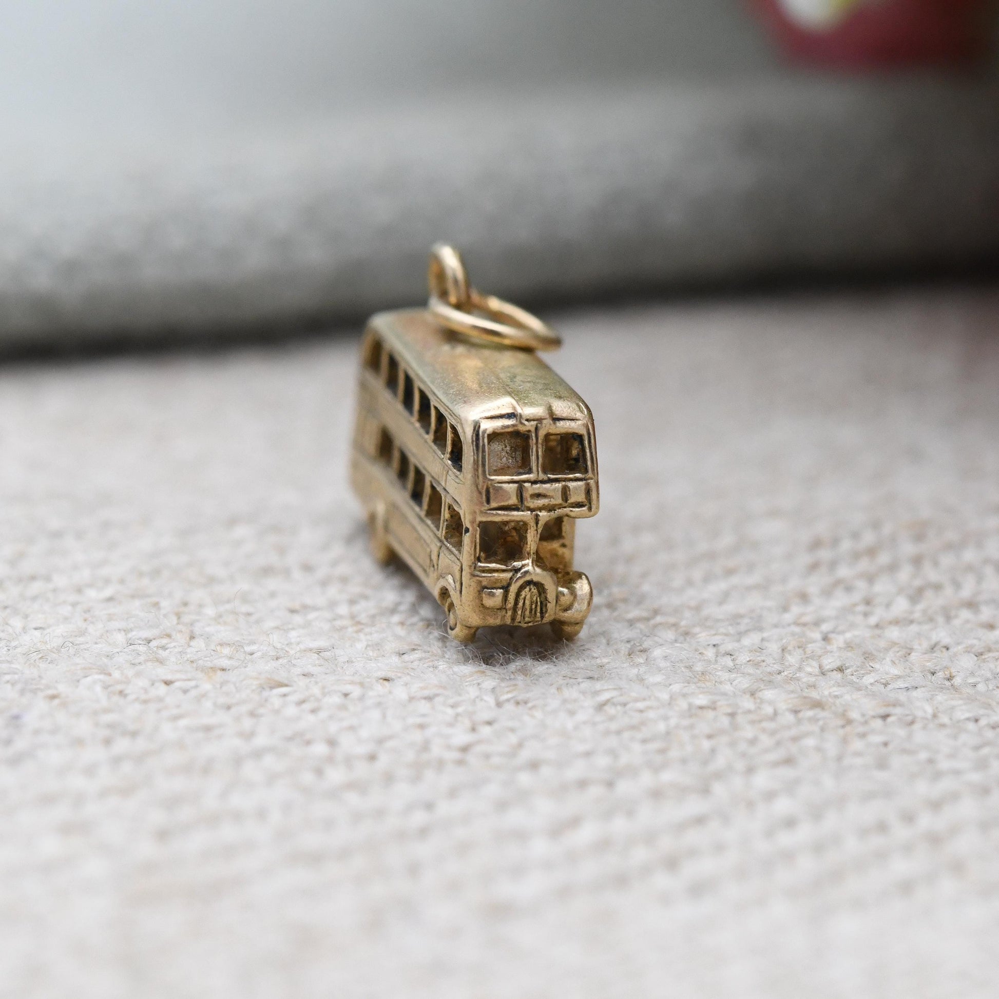 Vintage 9ct Gold Double Decker Bus Charm Pendant - Old Style London Red Bus Souvenir Gift for Charm Bracelet Transport Retro Car Enthusiast