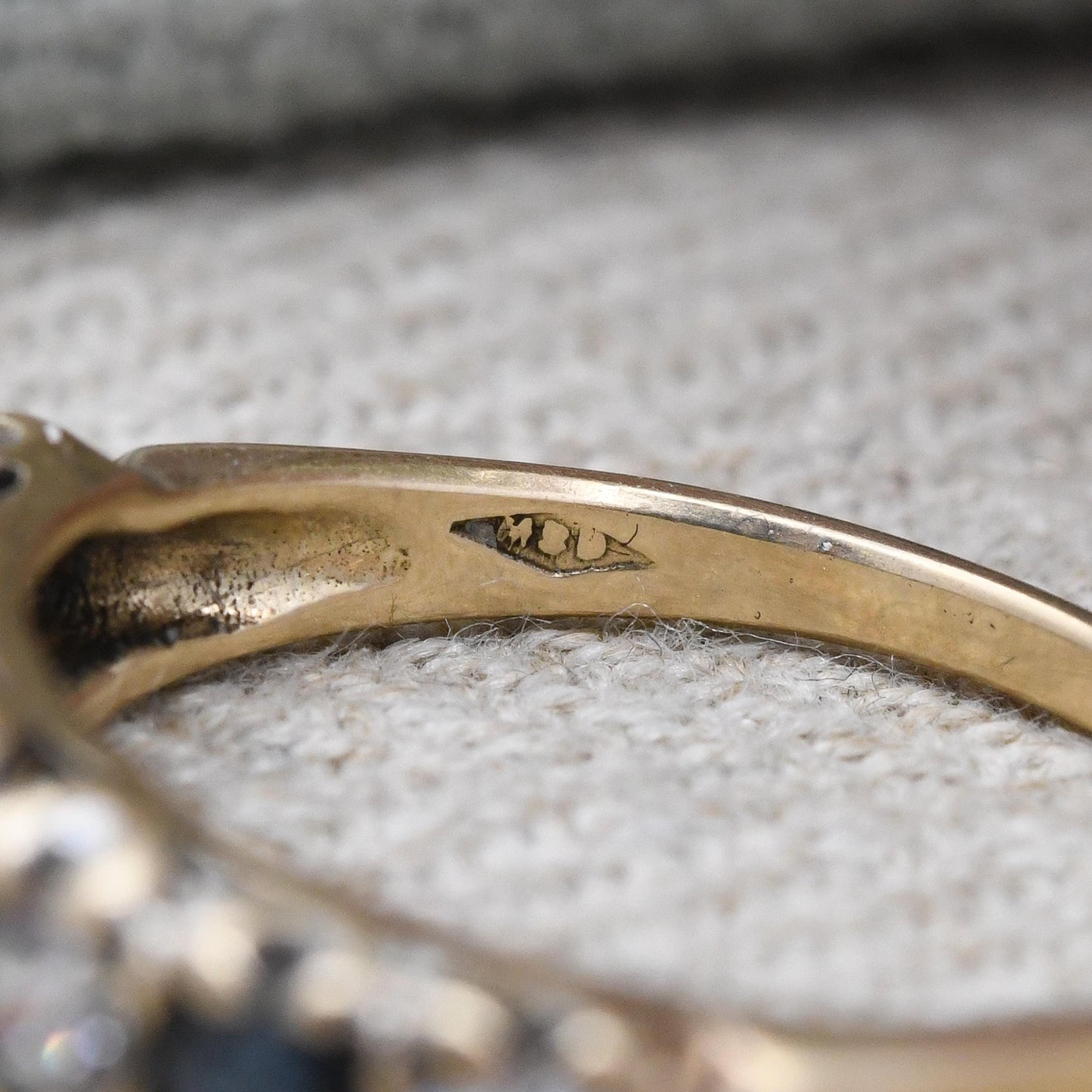 Vintage 9ct Gold Sapphire Half Eternity Ring 1981 with Clear Stones - Seven Stone Gemstone Half Hoop | UK Size - M 1/2 | US Size - 6 3/4