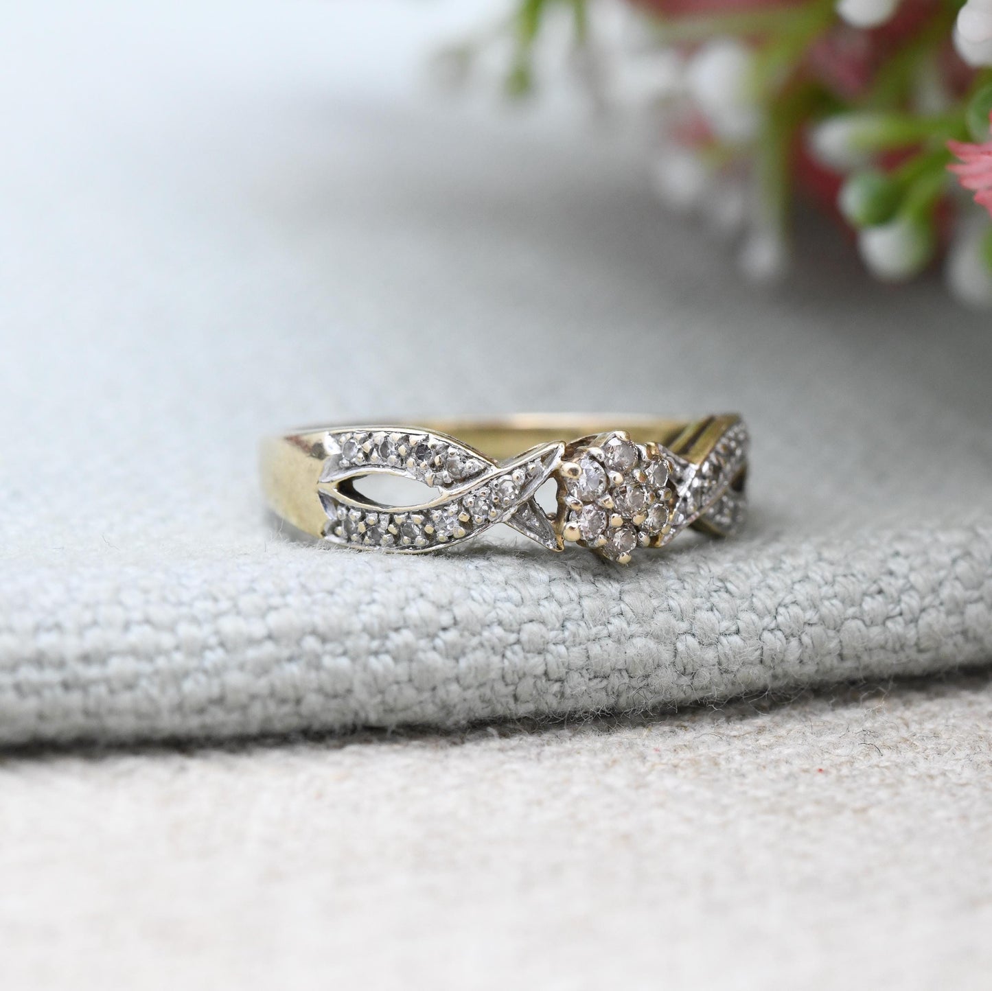 Vintage 9ct Gold and Diamond Cluster Ring - Twist Pretty Gold Jewellery Gift for Her | UK Size - R 1/2 | US Size - 8 3/4