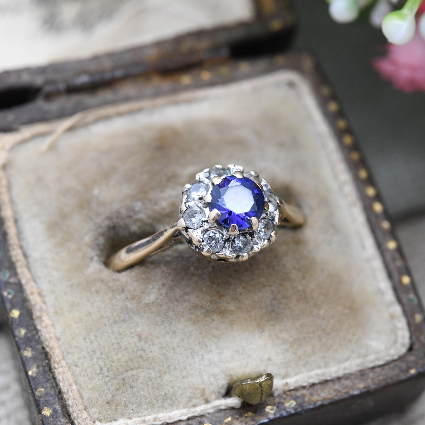 Vintage 9ct Gold Ring Blue Stone Halo - Large Deep Blue Synthetic Stone Cocktail Ring | UK Size - P | US Size - 7 1/2