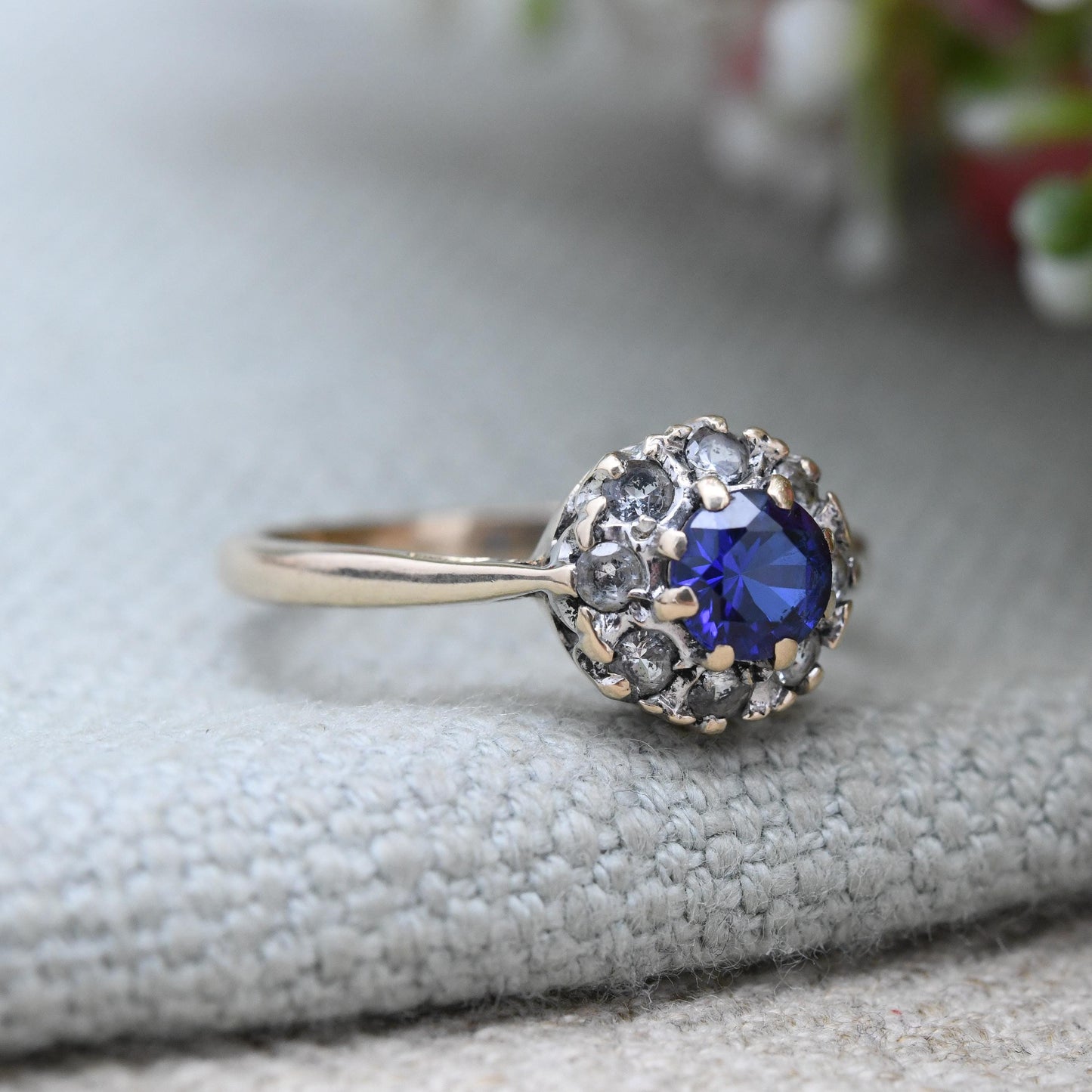 Vintage 9ct Gold Ring Blue Stone Halo - Large Deep Blue Synthetic Stone Cocktail Ring | UK Size - P | US Size - 7 1/2