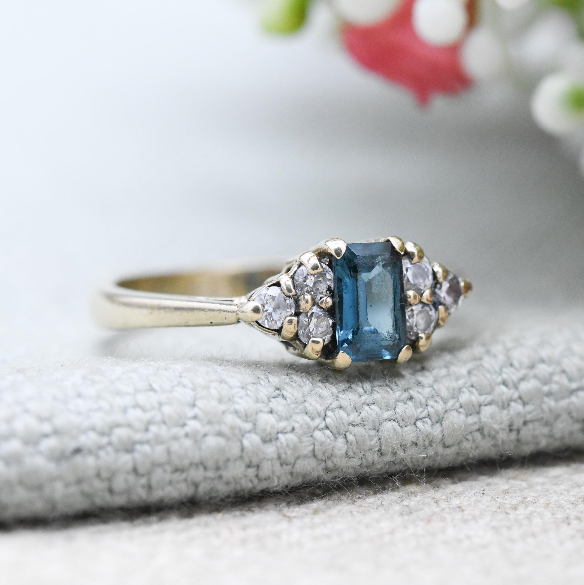 Vintage 9ct Gold Ring with Emerald Cut Blue Stone with Clear Stones - Solid Gold Jewellery Gift for Her | UK Size - P | US Size - 8