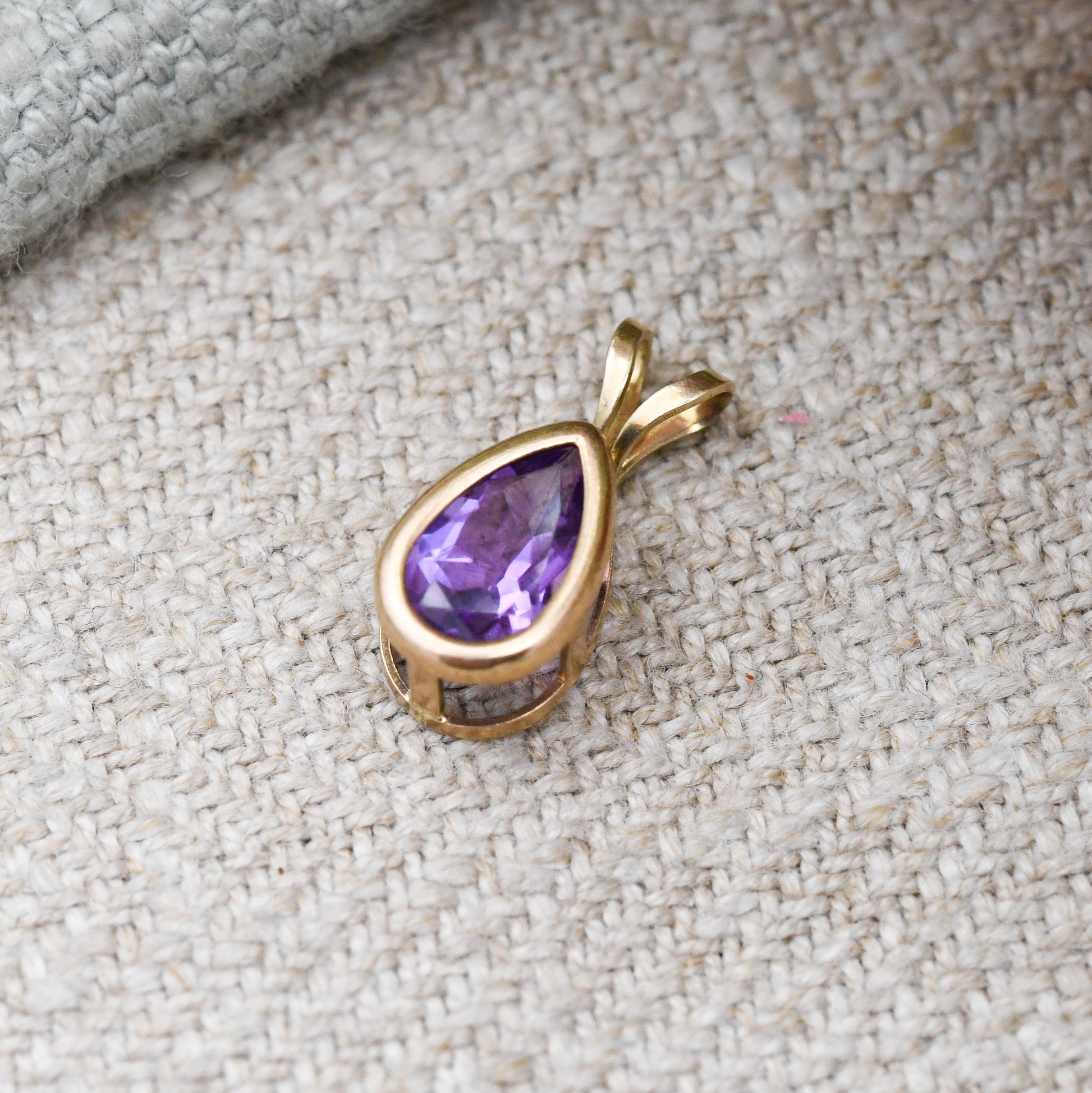 Vintage 9ct Gold Amethyst Pendant - Teardrop Shape Pretty Gold Charm Gift for Her | Mid-Century Dramatic | Large Purple Stone