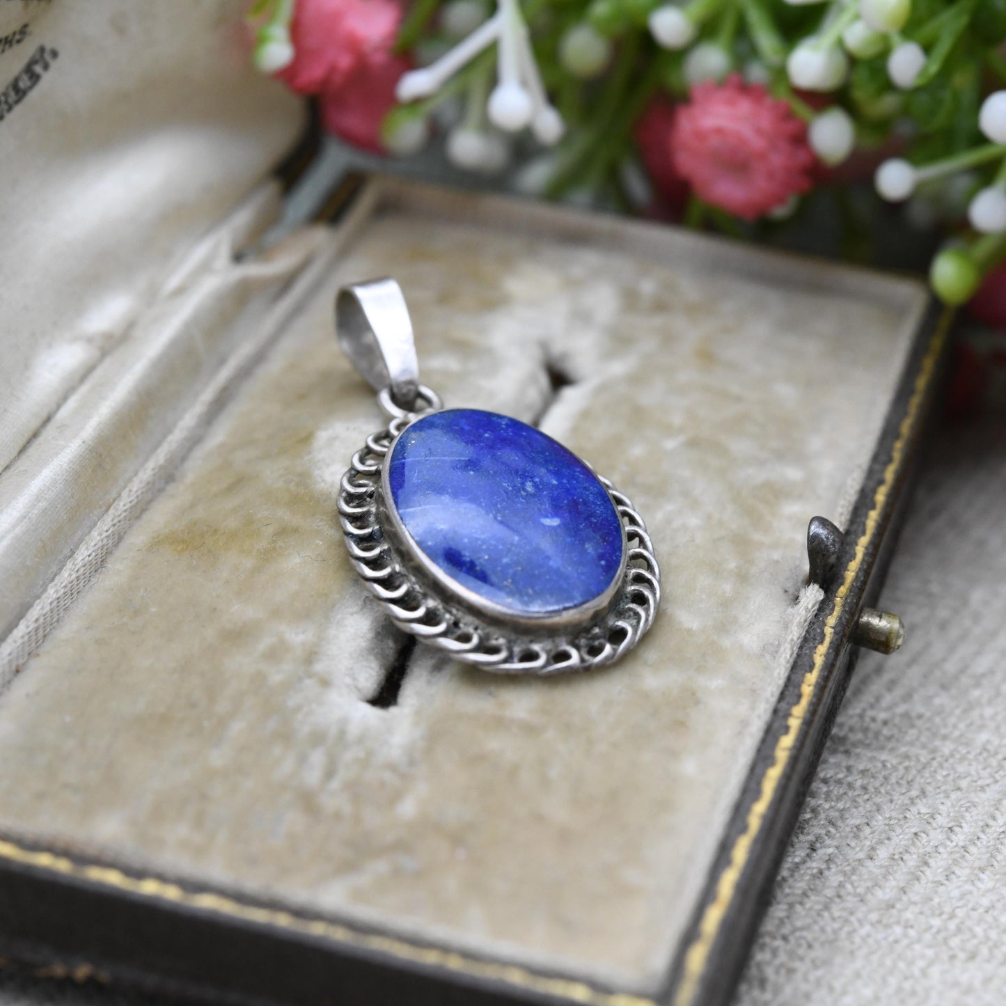 Vintage Sterling Silver Lapis Lazuli Pendant with Openwork Border Design - Blue and Gold Gemstone | Wirework | Gift for Pendant Necklace