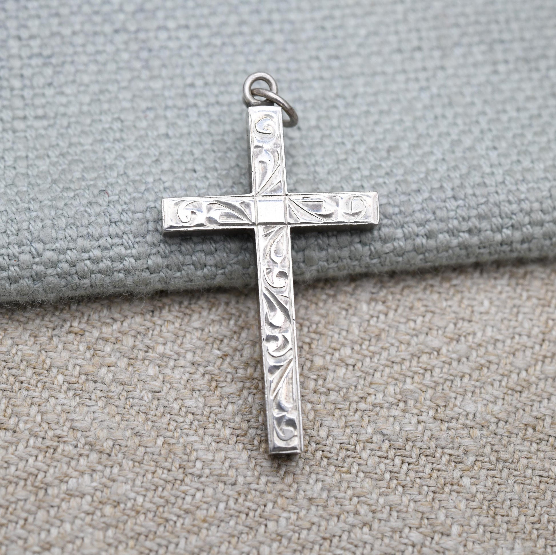 Vintage Sterling Silver Cross Pendant - Etching Design | Mid-Century Minimal Design Christian Pendant | Gift