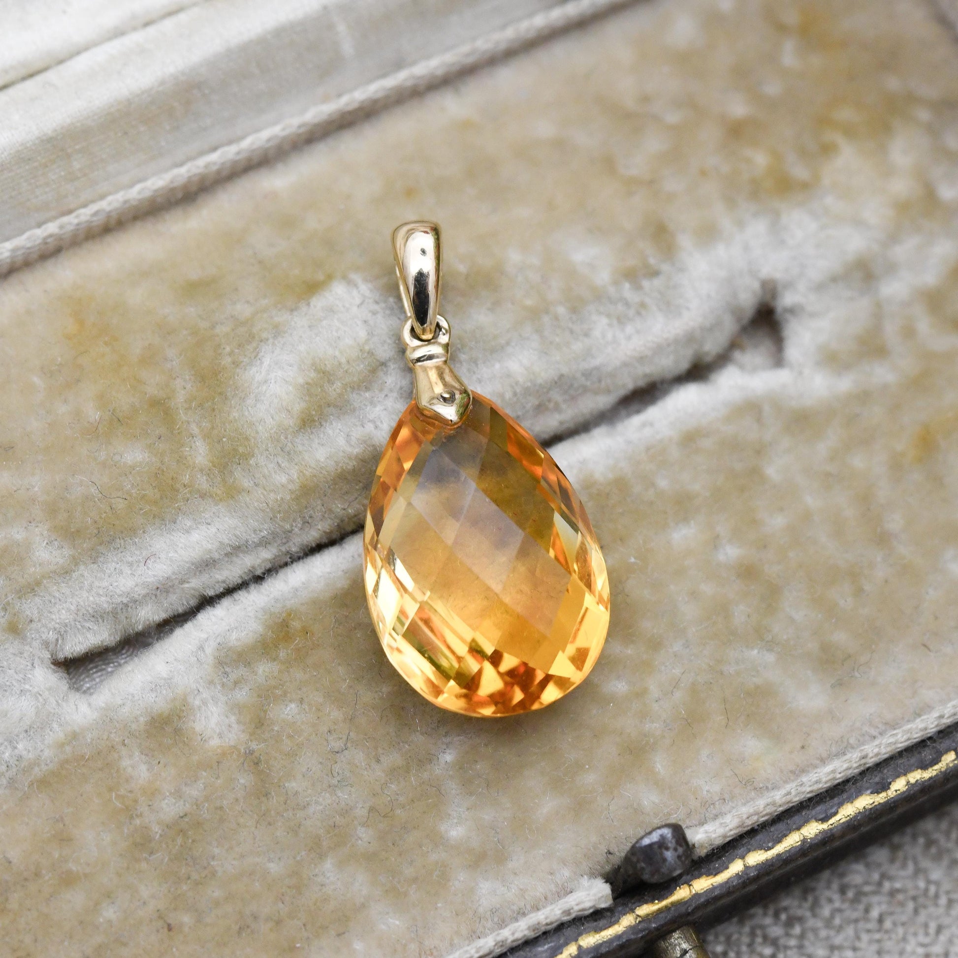 9k Gold Citrine Gemstone Teardrop Pendant - Pretty Faceted Pear Shape | Solid Gold and Orange Gemstone Jewellery