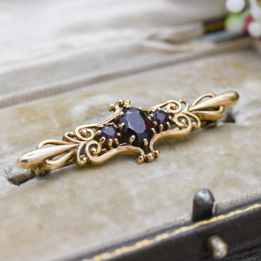 Antique 9ct Gold Garnet Bar Brooch - 1989 | Edwardian Solid Gold Jewellery | Pretty Floral Gift | Faceted Red Gemstone