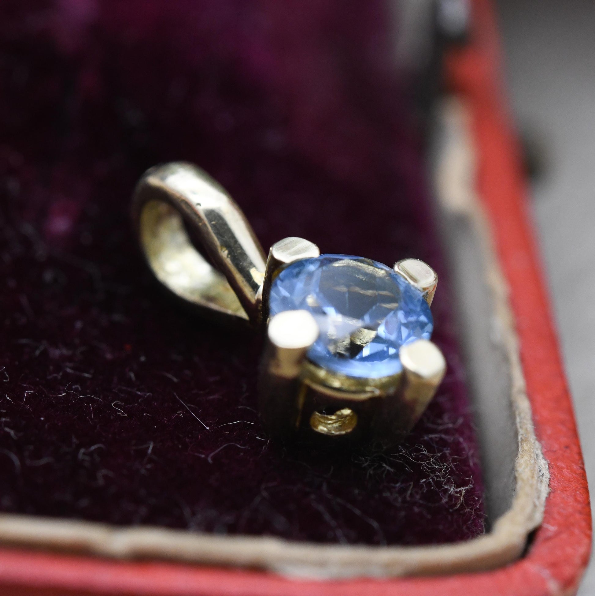 Vintage 14ct Gold Blue Gemstone Pendant - Mid-Century | Baby Blue Stone | Little Charm for Necklace Stack