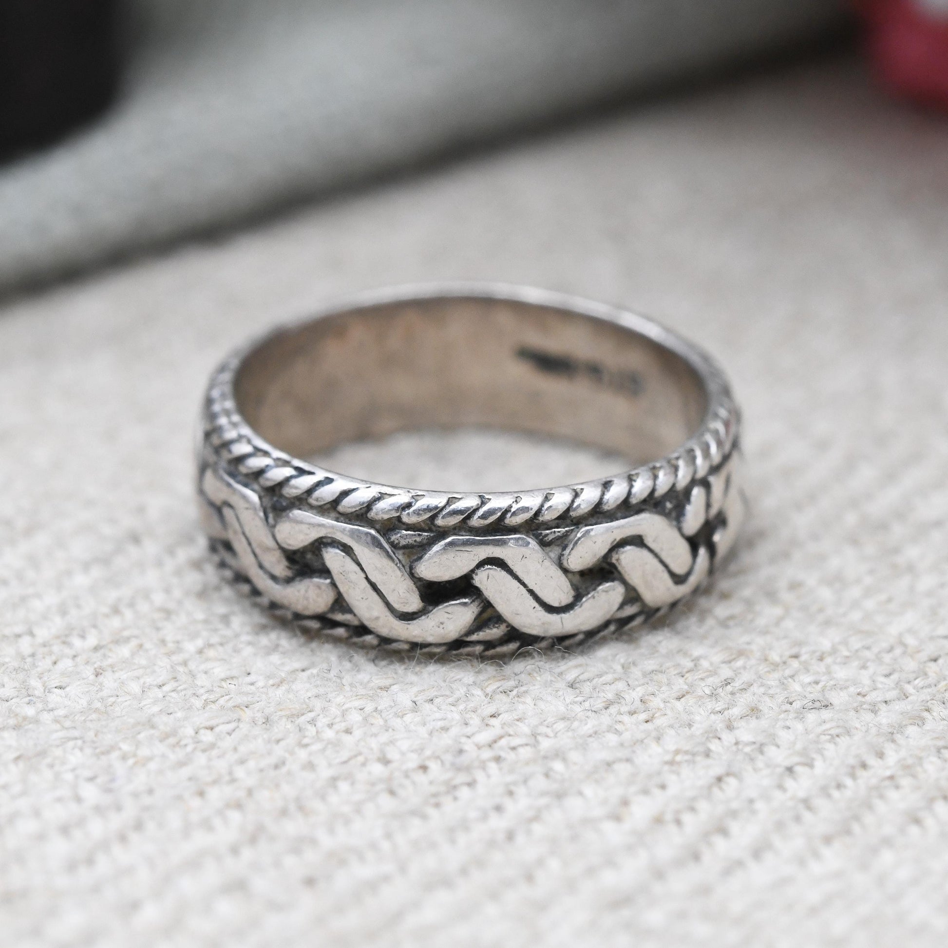 Vintage Sterling Silver Celtic Knot Band Ring - Textured Unisex Silver Band | UK Size - M 1/2 | US Size - 6 1/2
