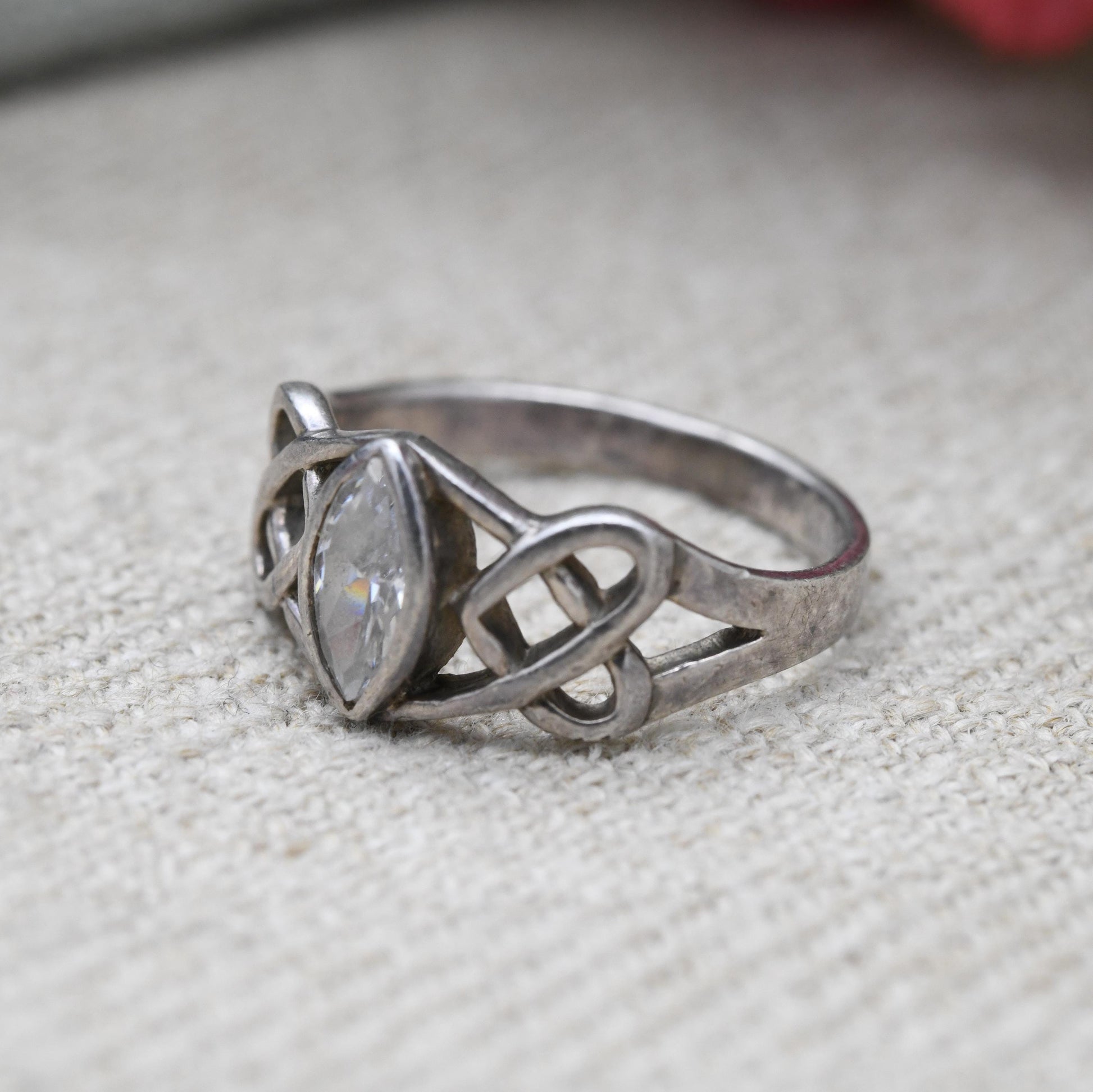 Vintage Sterling Silver Celtic Solitaire Ring - Pointed Oval White Stone | Cut Out Celtic Knot | UK Size - M 1/2 | US Size - 6 1/2