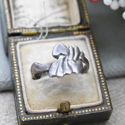 Vintage Sterling Silver Abstract Heart Ring - Quirky Silver Love Heart Jewellery | Everyday Thumb Ring | UK Size P | US Size 7 1/2