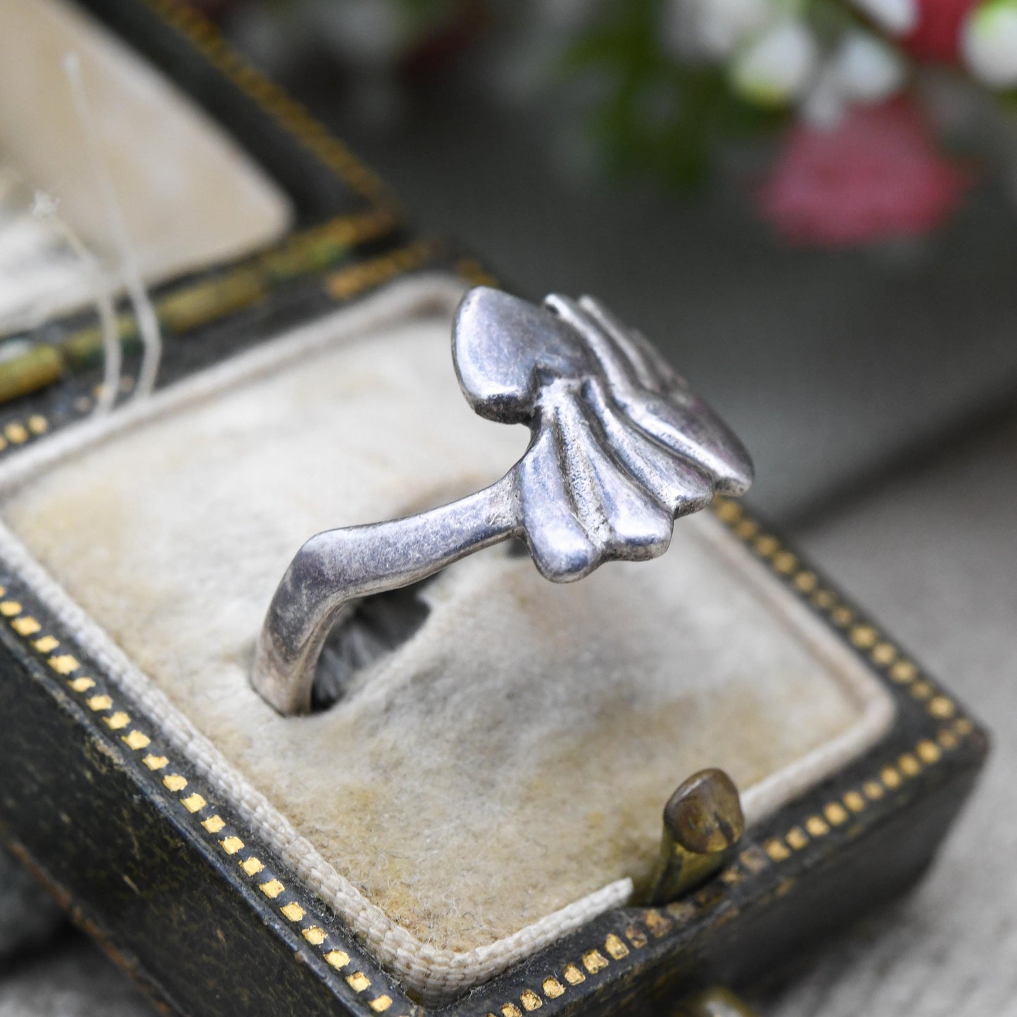 Vintage Sterling Silver Abstract Heart Ring - Quirky Silver Love Heart Jewellery | Everyday Thumb Ring | UK Size P | US Size 7 1/2
