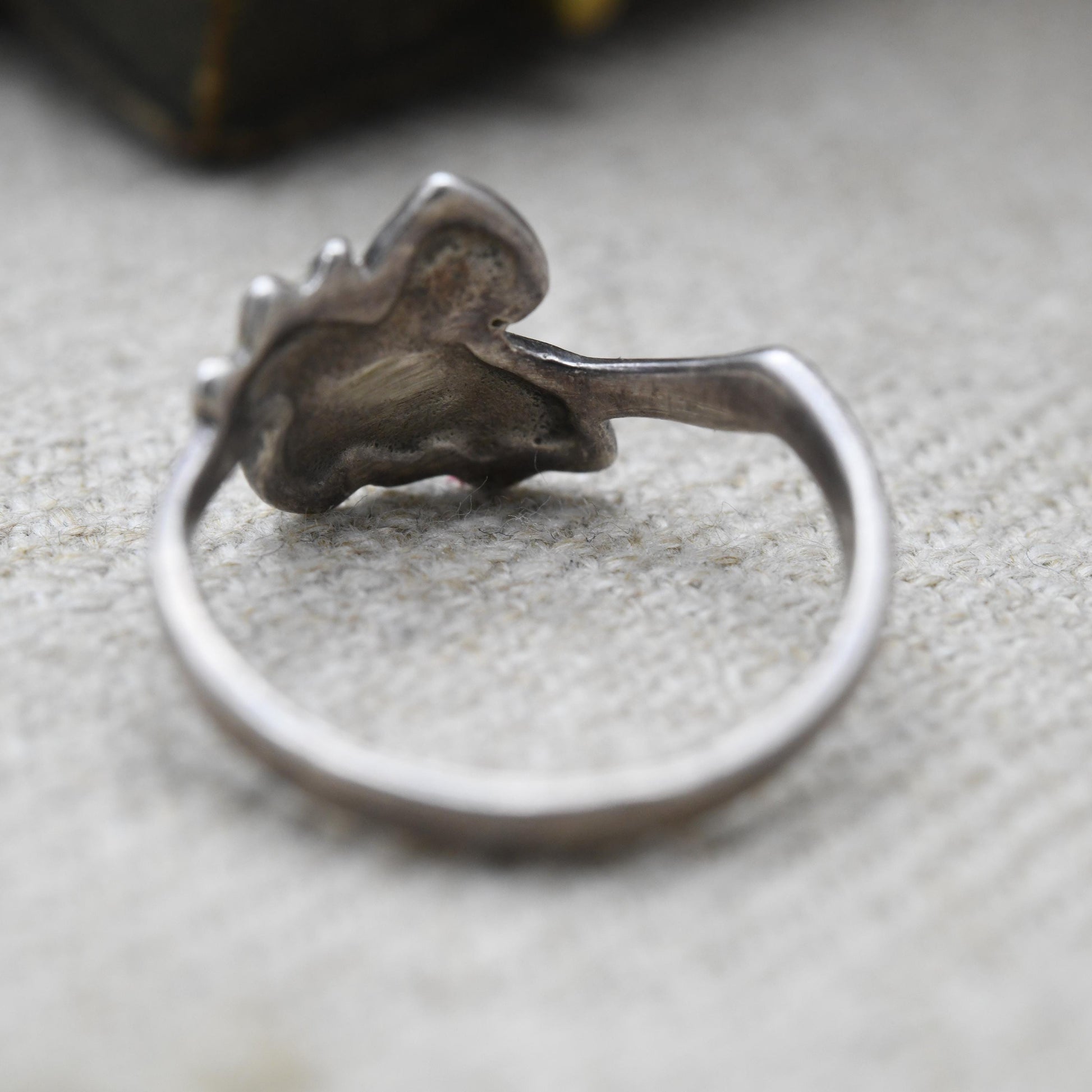 Vintage Sterling Silver Abstract Heart Ring - Quirky Silver Love Heart Jewellery | Everyday Thumb Ring | UK Size P | US Size 7 1/2