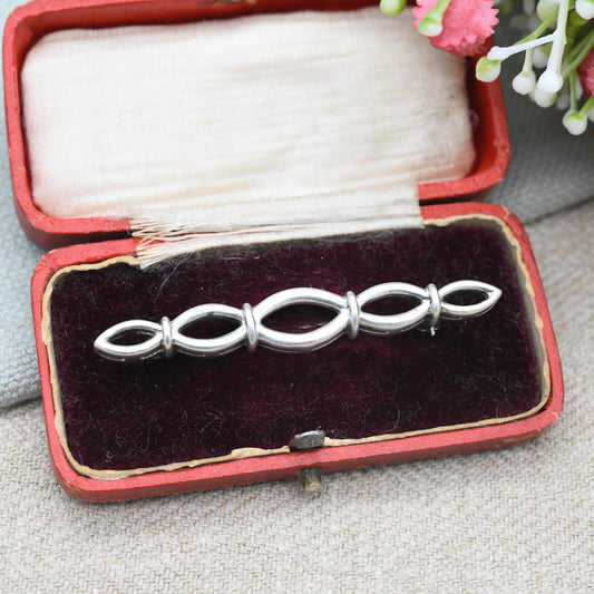 Vintage Sterling Silver Brooch - Openwork Oval Pattern Design | Minimalist | Geometric | Graduated