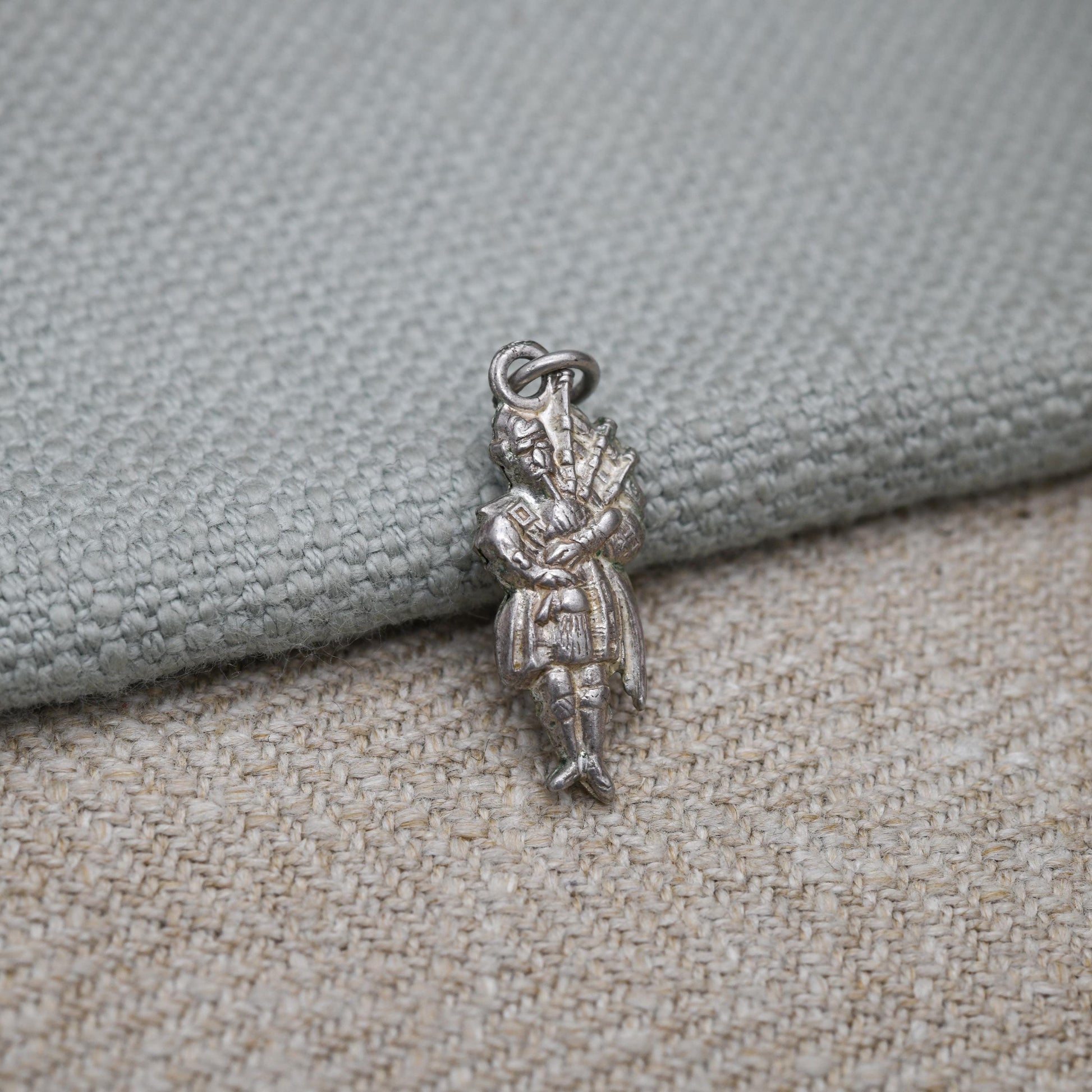 Vintage Sterling Silver Bagpiper Charm Pendant - Scotland | Great Highland Music | Patriotic Tartan | Souvenir Gift for Charm Bracelet