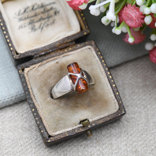 Vintage Sterling Silver Baltic Amber Ring Cylindrical - Chunky Modernist Silver Ring Cylinder Shape Stone | UK Size - P | US Size - 7 3/4