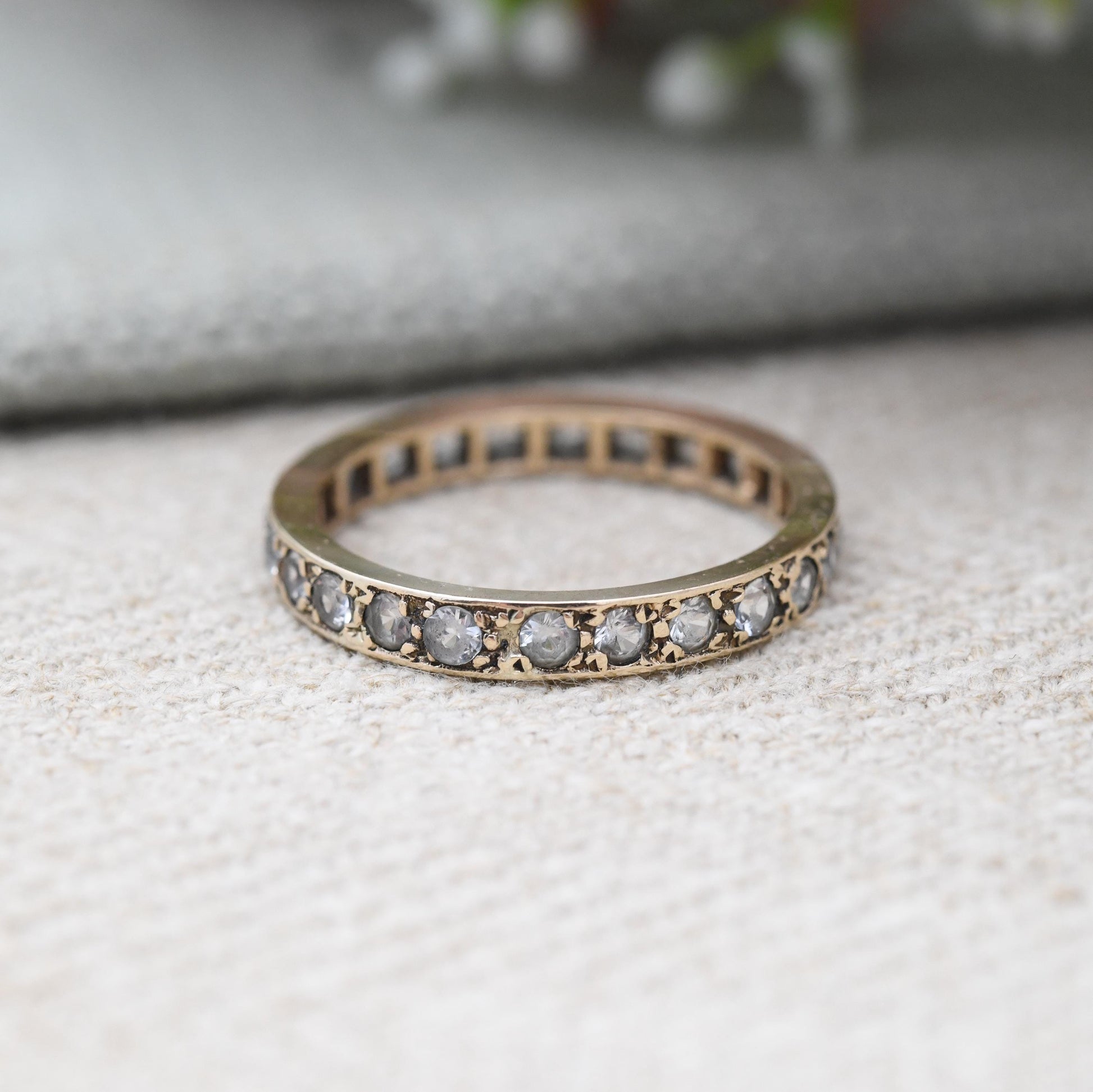 Vintage 9ct Gold Eternity Ring with Clear Stones 1979 - Mid-Century Wedding Band Anniversary Stacking Ring | UK Size - P | US Size - 7 3/4