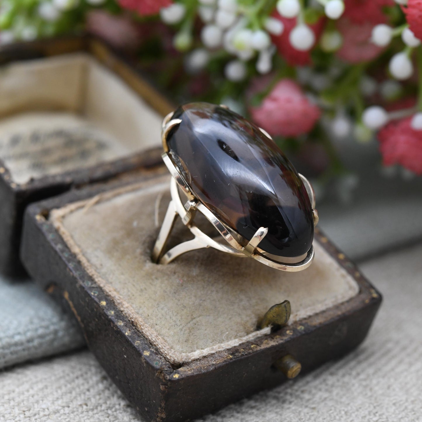 Vintage 9ct Gold Smoky Quartz Statement Ring 1972 with Large Cabochon Stone - Mid-Century Gemstone Cocktail | UK Size - O | US Size - 7 1/4